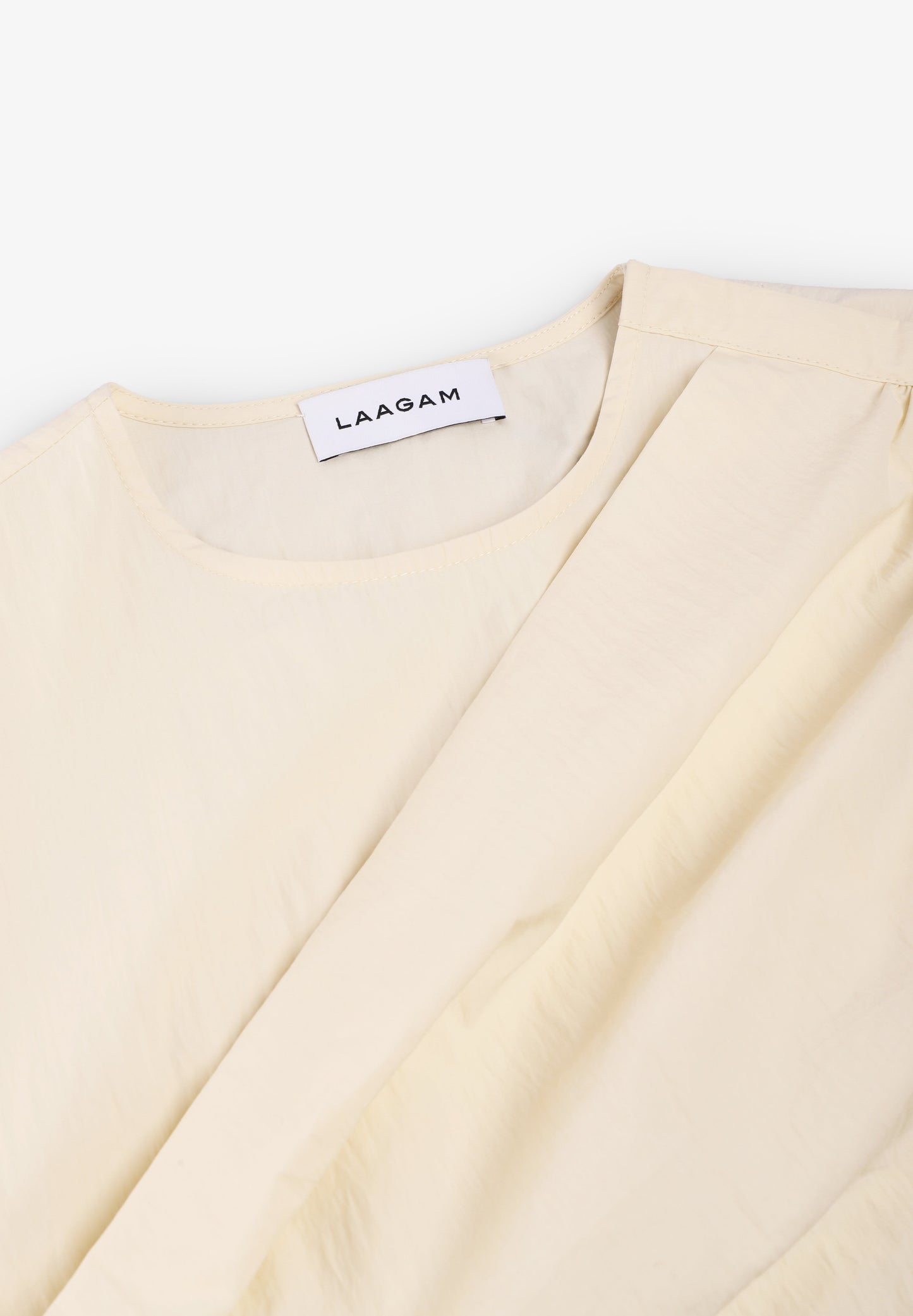 LAAGAM | BLUSA ASSIMÉTRICA RAVEN