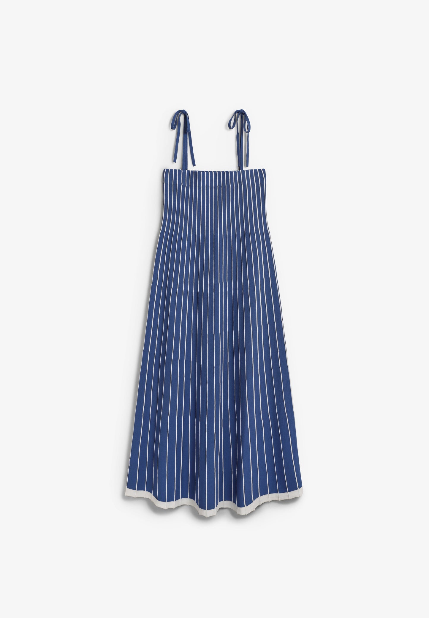 THE TINY BIG SISTER | CONTRAST DRESS