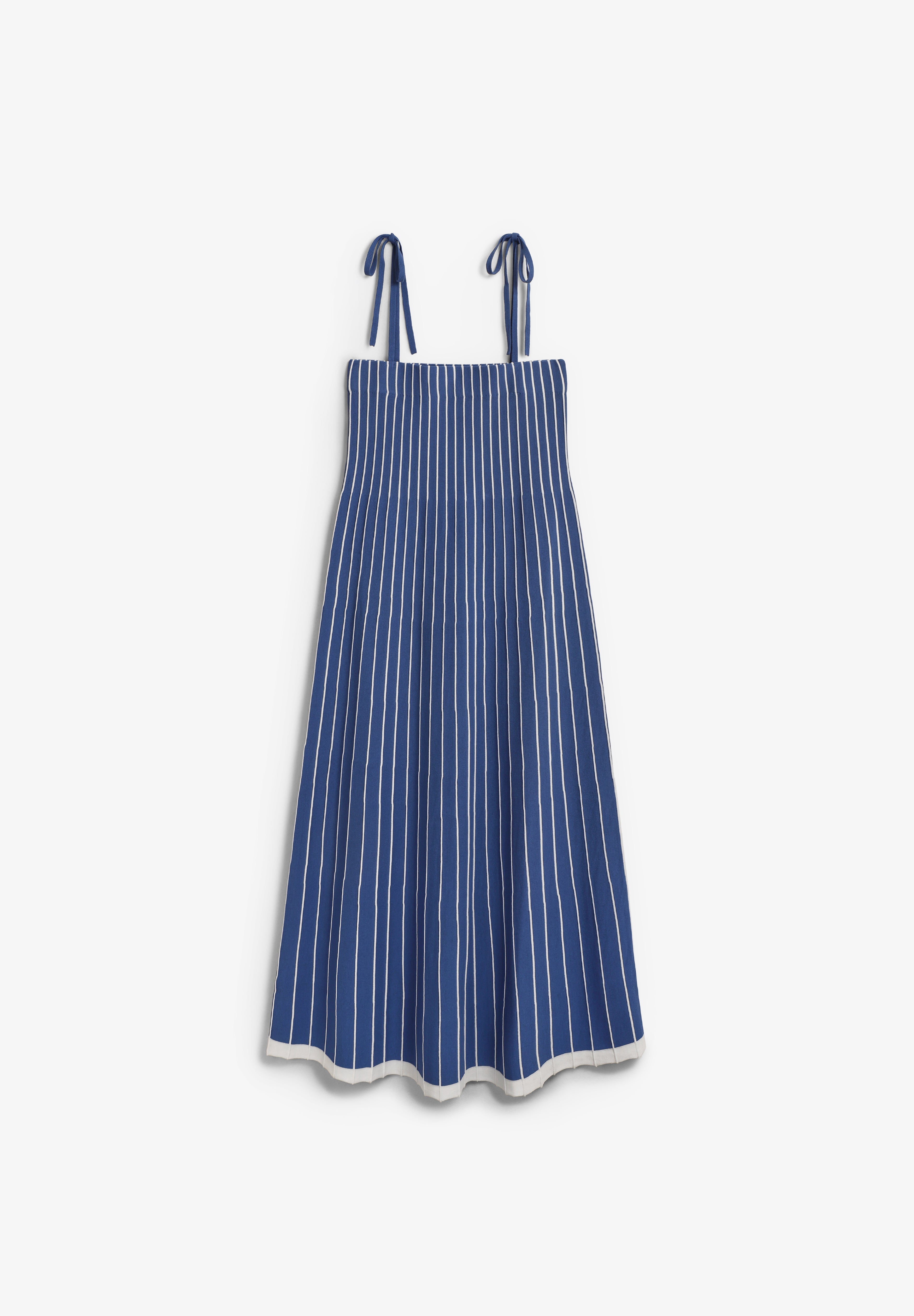 THE TINY BIG SISTER | CONTRAST DRESS