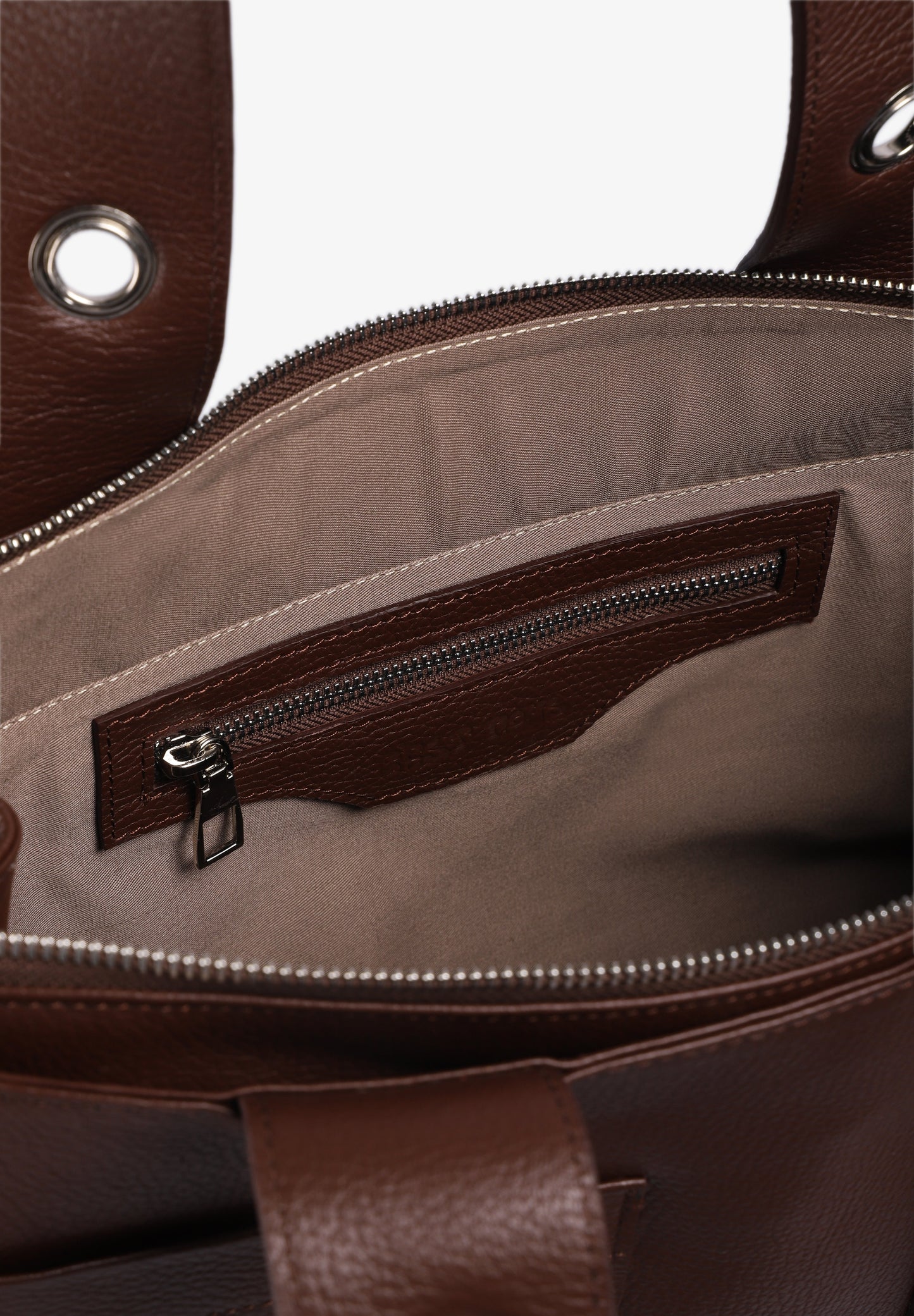 C'EST NOUS | BOLSA MUSE IN GRAINED LEATHER