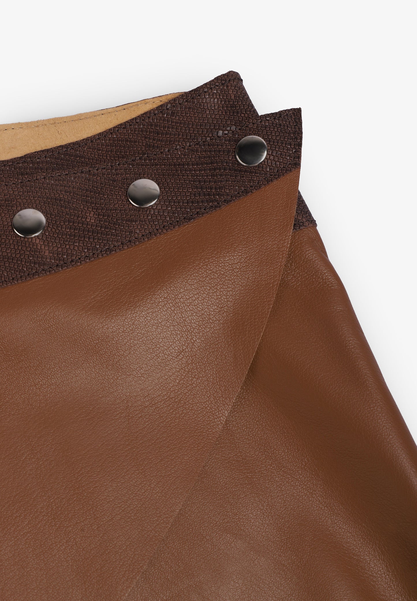 AVELINA | SAIA CAMELIA