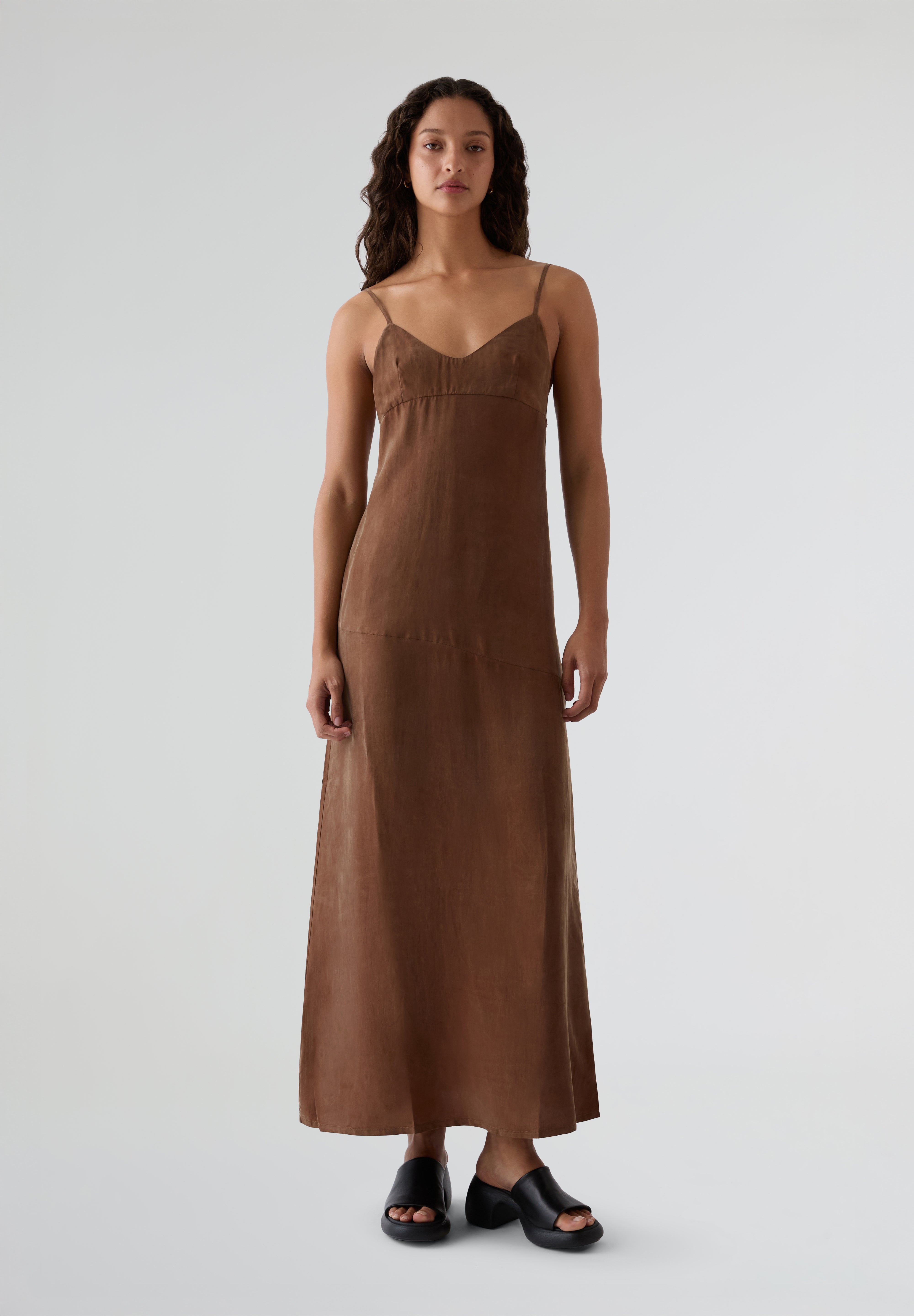 THINKING MU | VESTIDO DINA