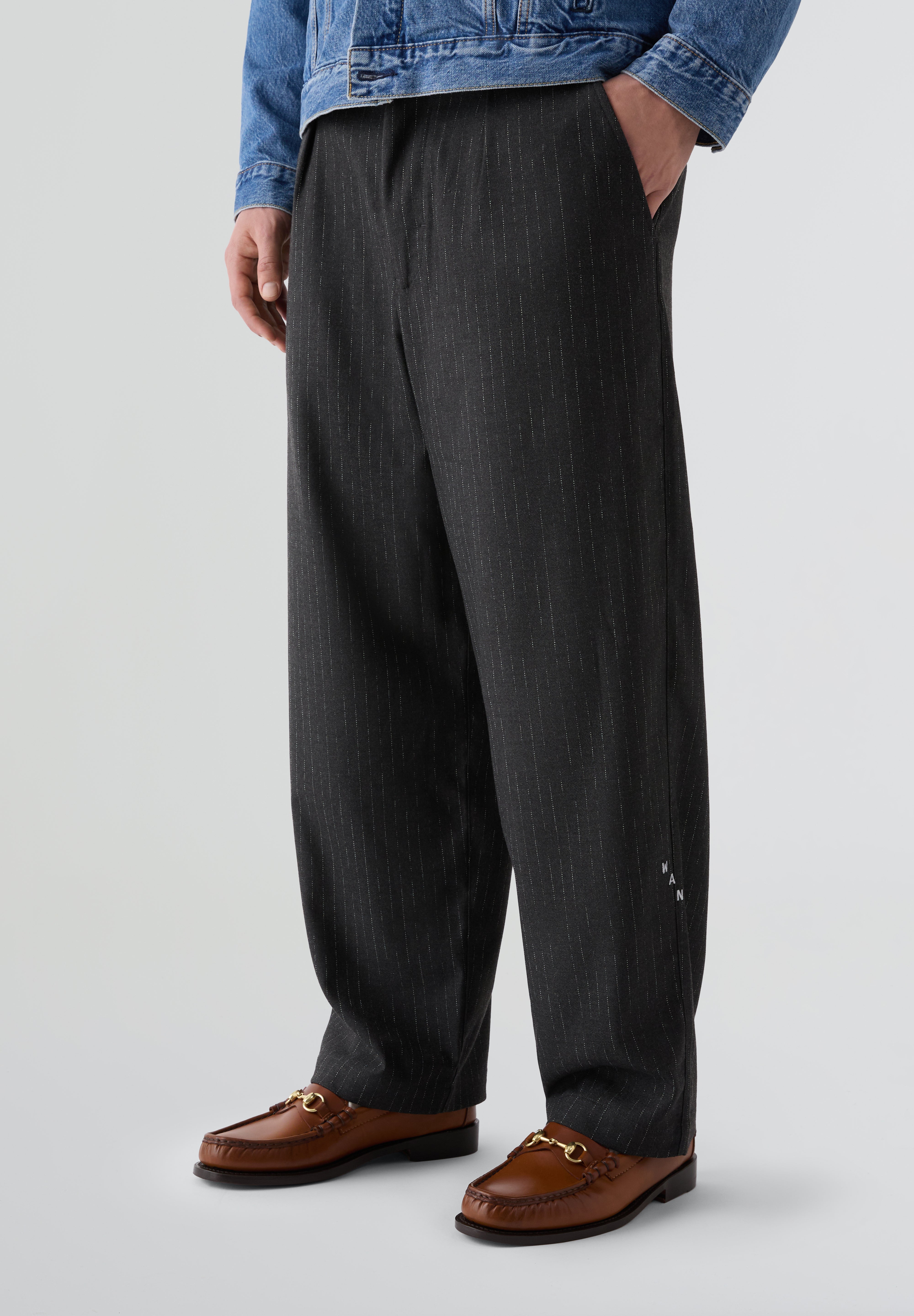 WE ARE NOT FRIENDS | CALÇAS MAYFAIR JIMUSHO