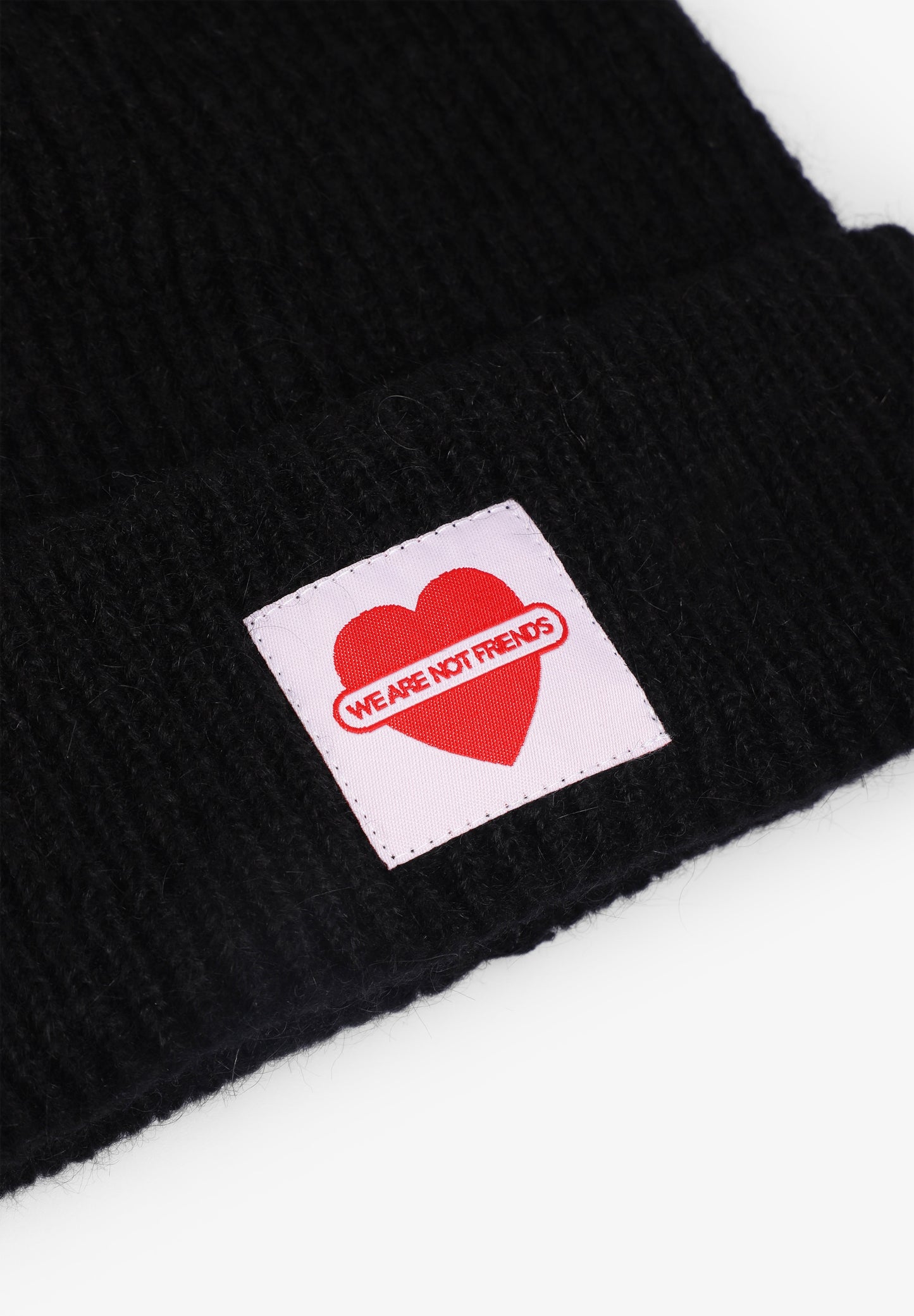 WE ARE NOT FRIENDS | GORRO UNION BLACK