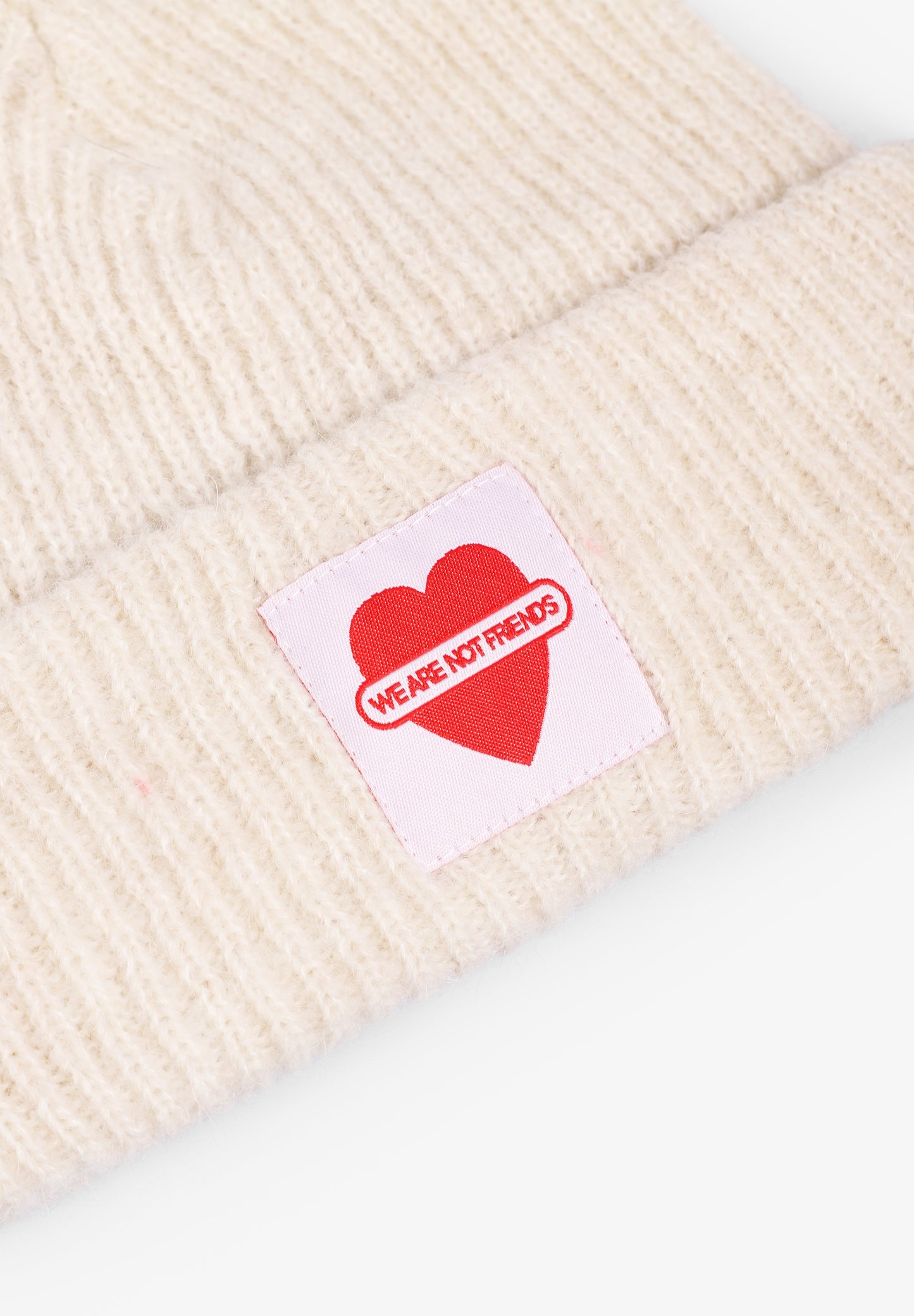 WE ARE NOT FRIENDS | GORRO UNION CREAM