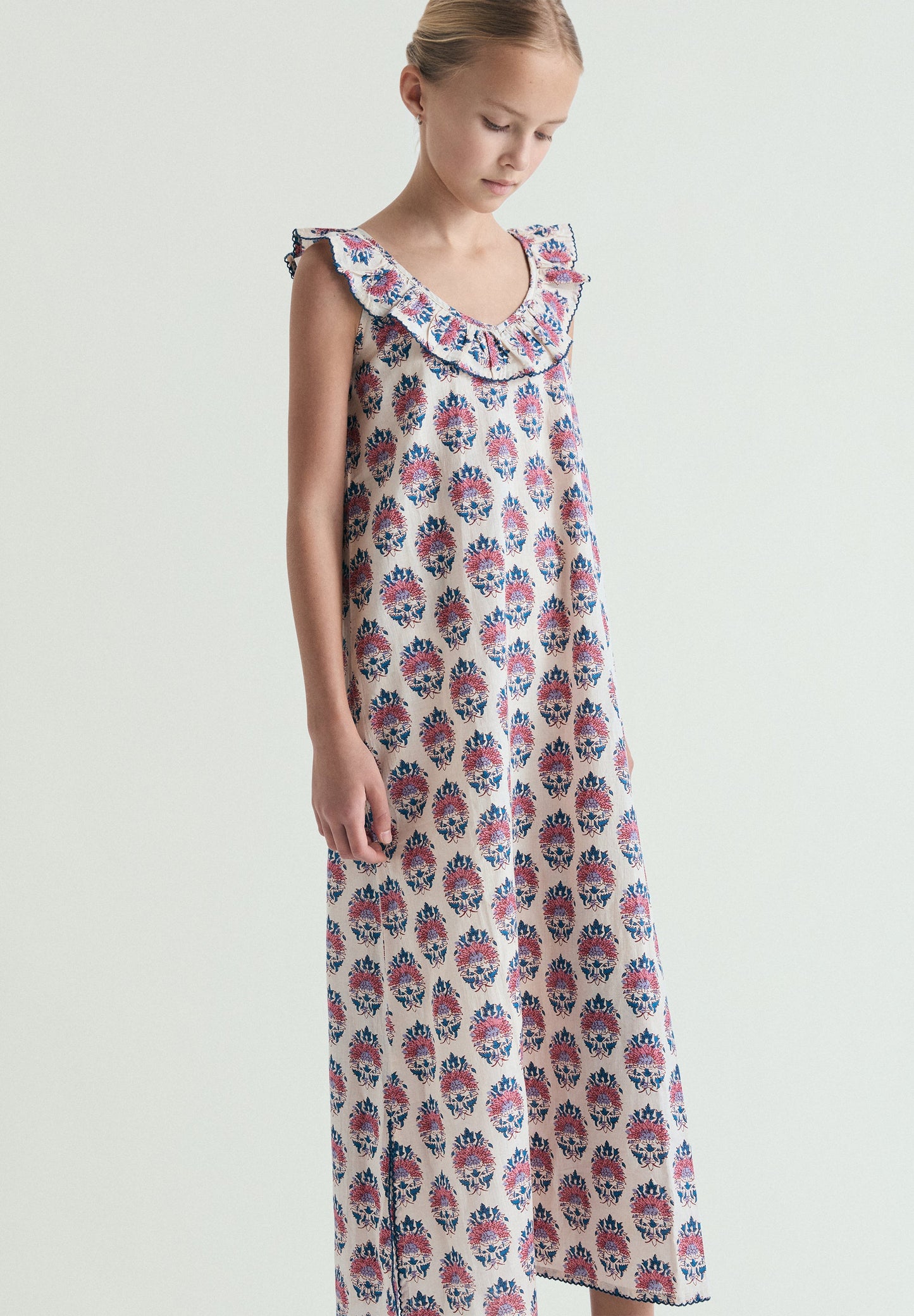 VESTIDO MIDI COM PADRÃO