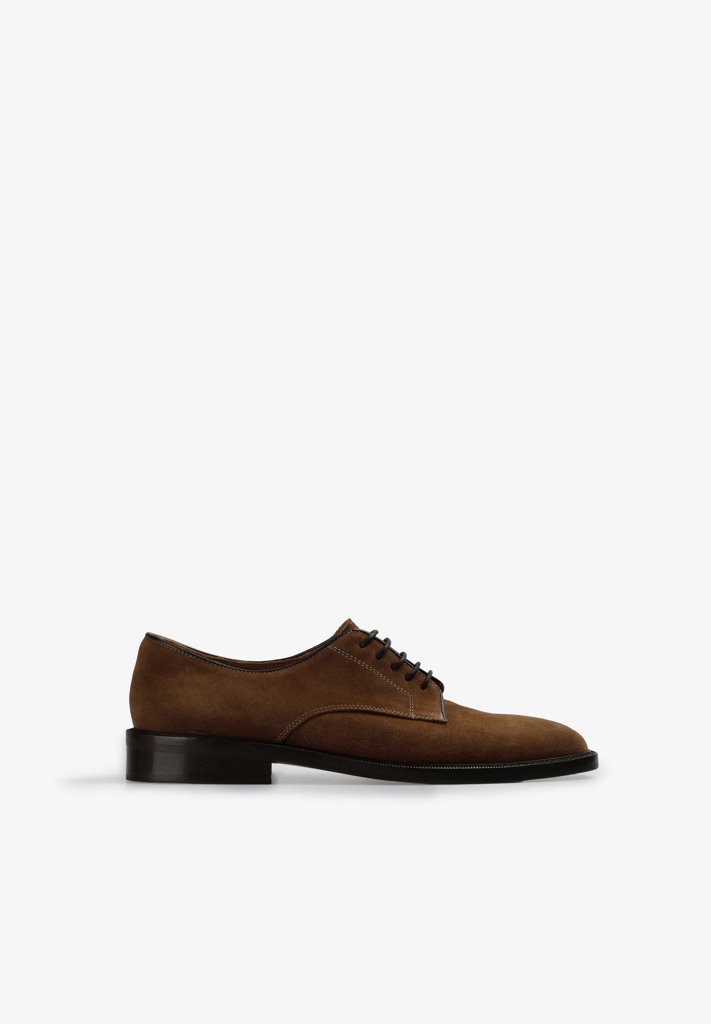 SAPATOS BLUCHERS EM PELE