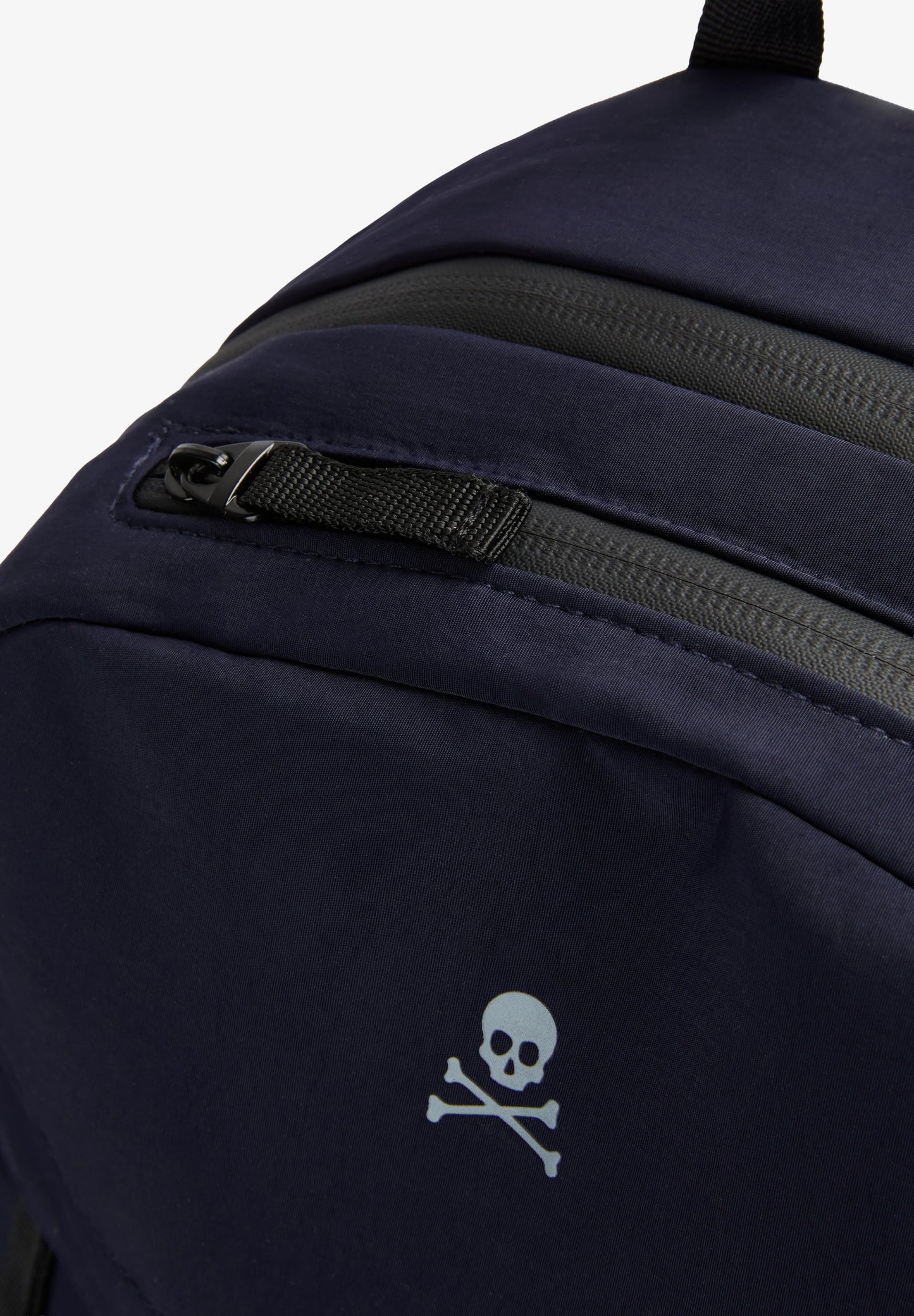 MOCHILA COM BOLSO FRONTAL