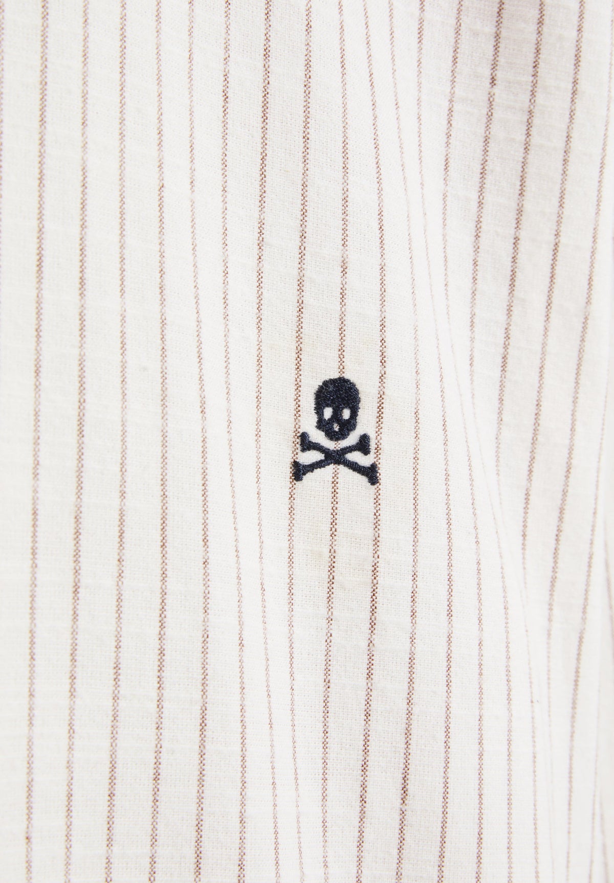 CAMISA ÀS RISCAS REGULAR FIT