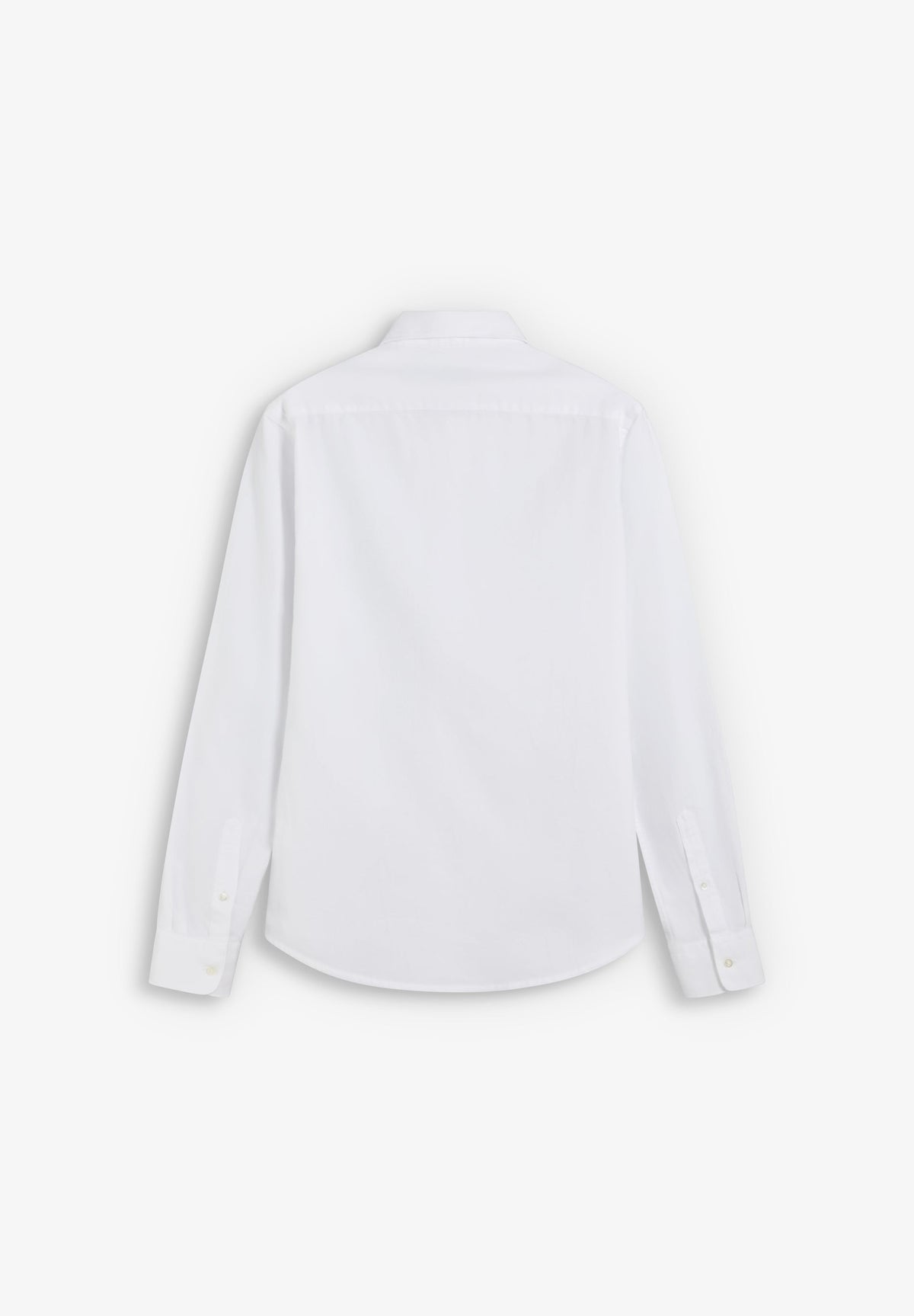 CAMISA DE FATO COM COLARINHO CLÁSSICO
