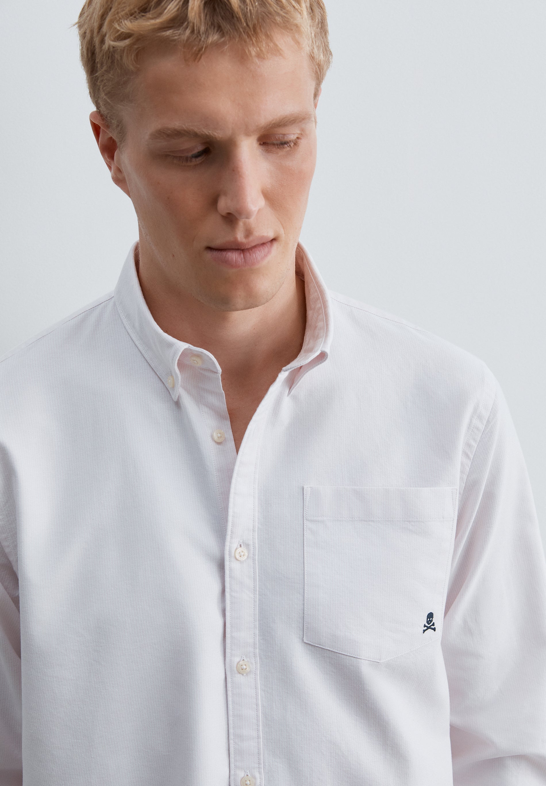 CAMISA OXFORD COM BOLSO