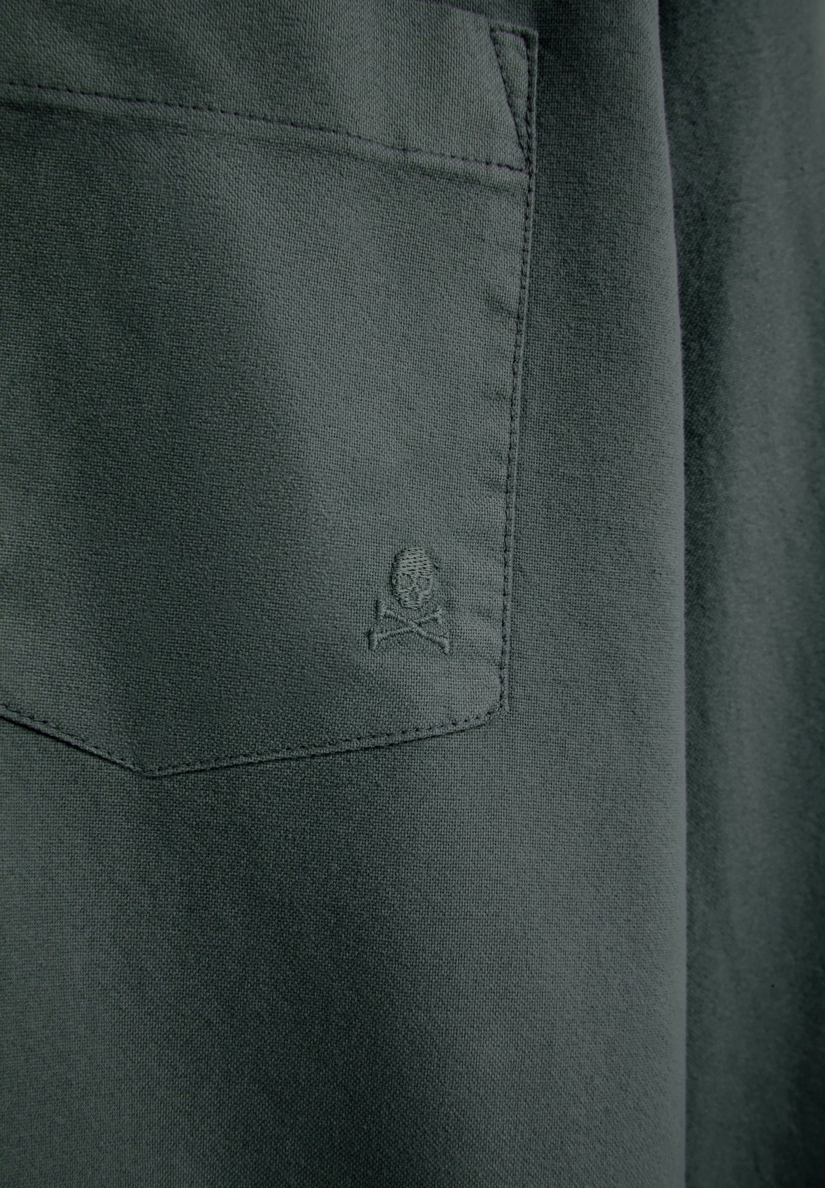 CAMISA OXFORD COM BOLSO
