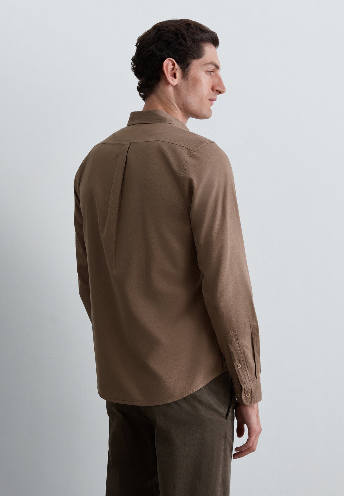 CAMISA OXFORD COM BOLSO