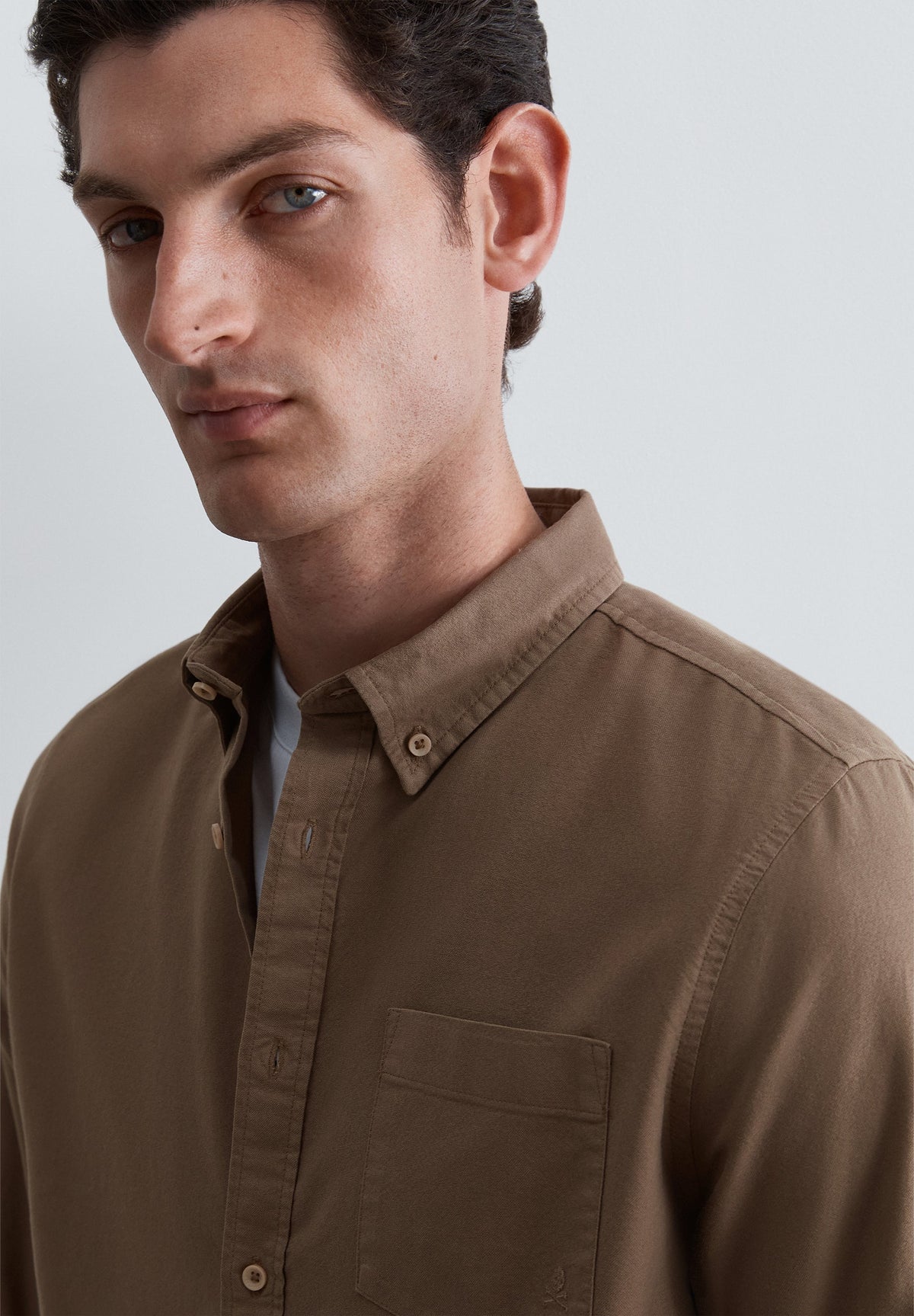 CAMISA OXFORD COM BOLSO