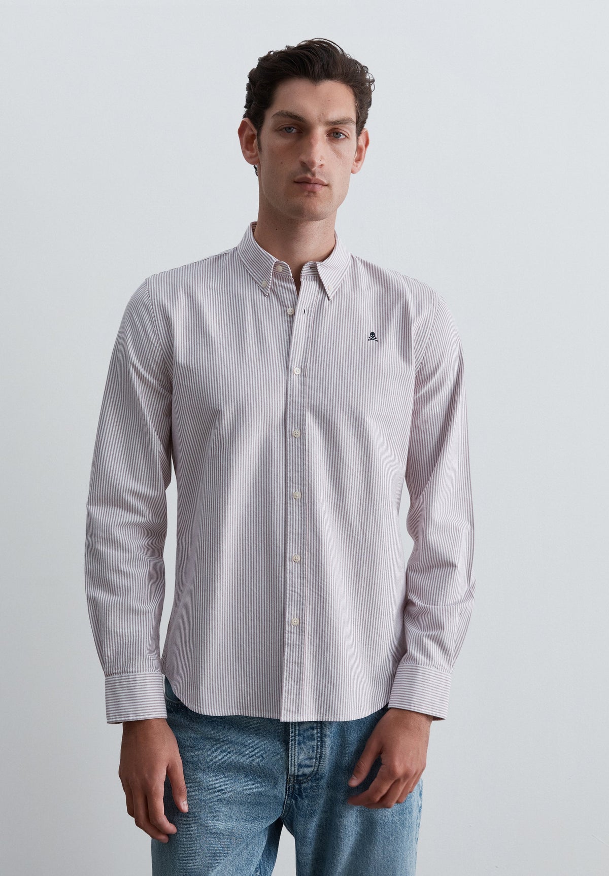 CAMISA OXFORD ÀS RISCAS