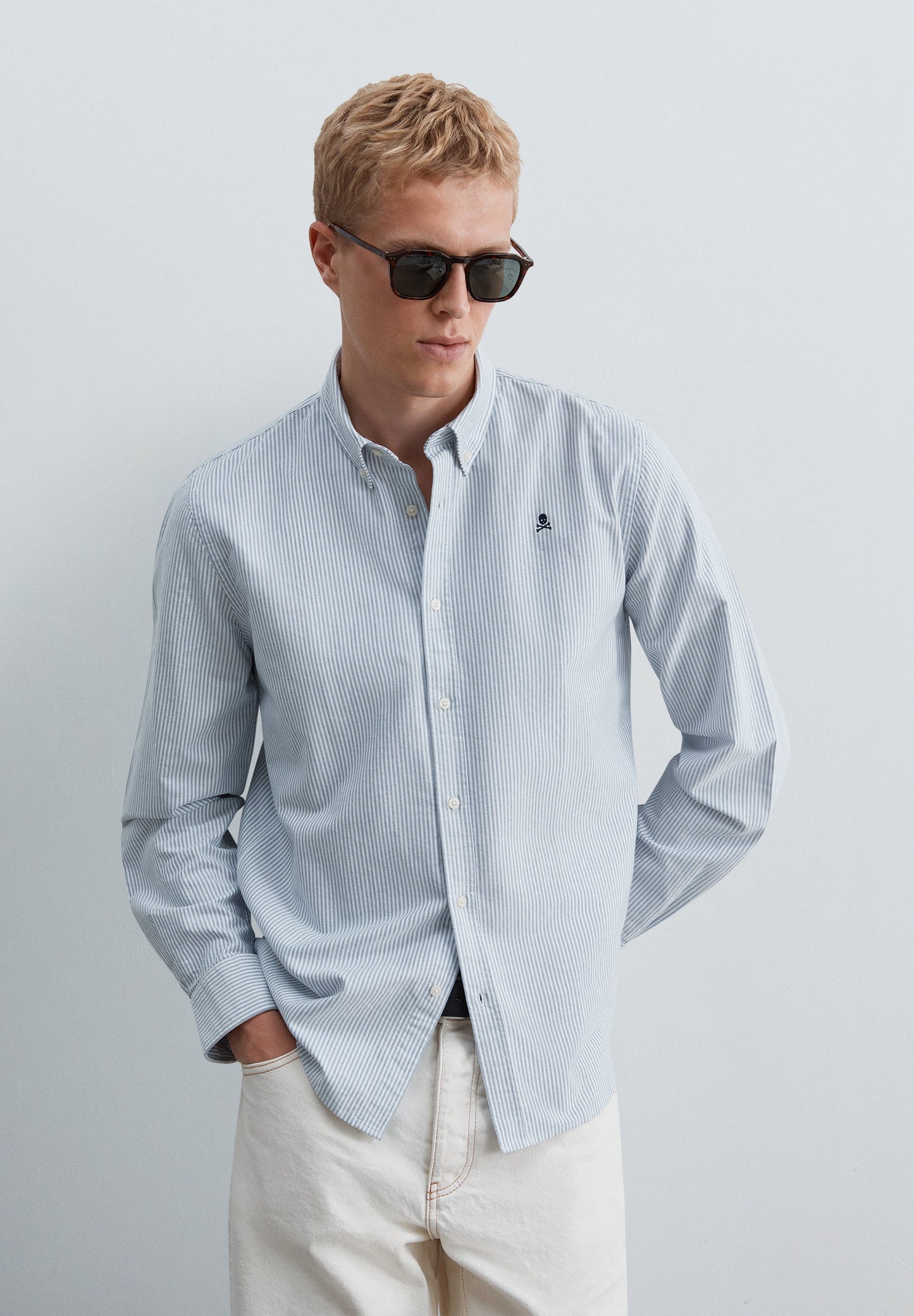 CAMISA OXFORD ÀS RISCAS