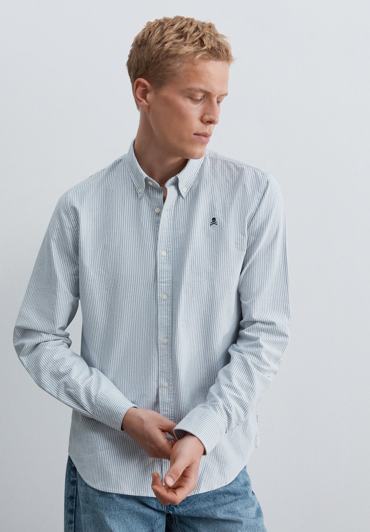 CAMISA OXFORD ÀS RISCAS