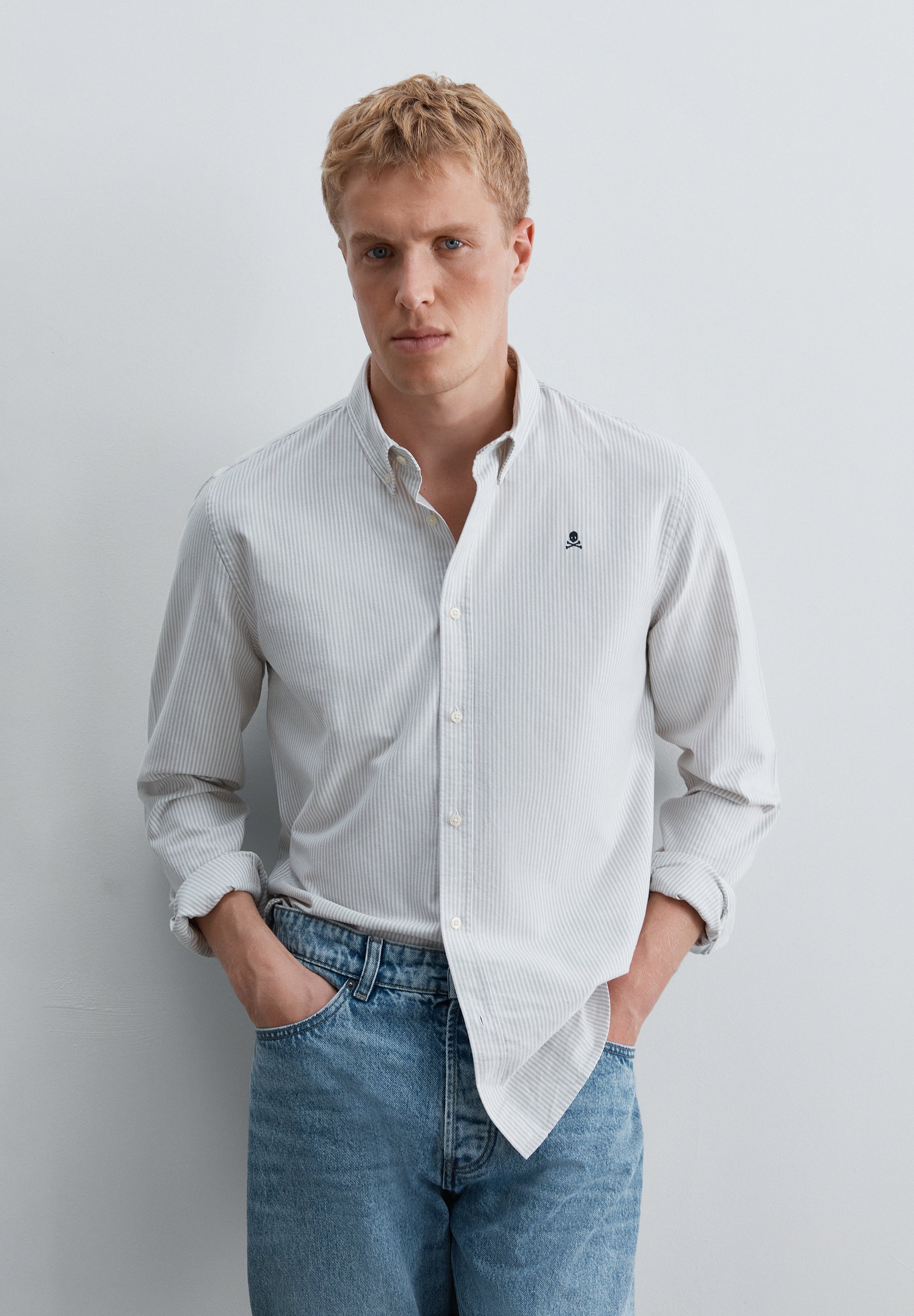 CAMISA OXFORD ÀS RISCAS