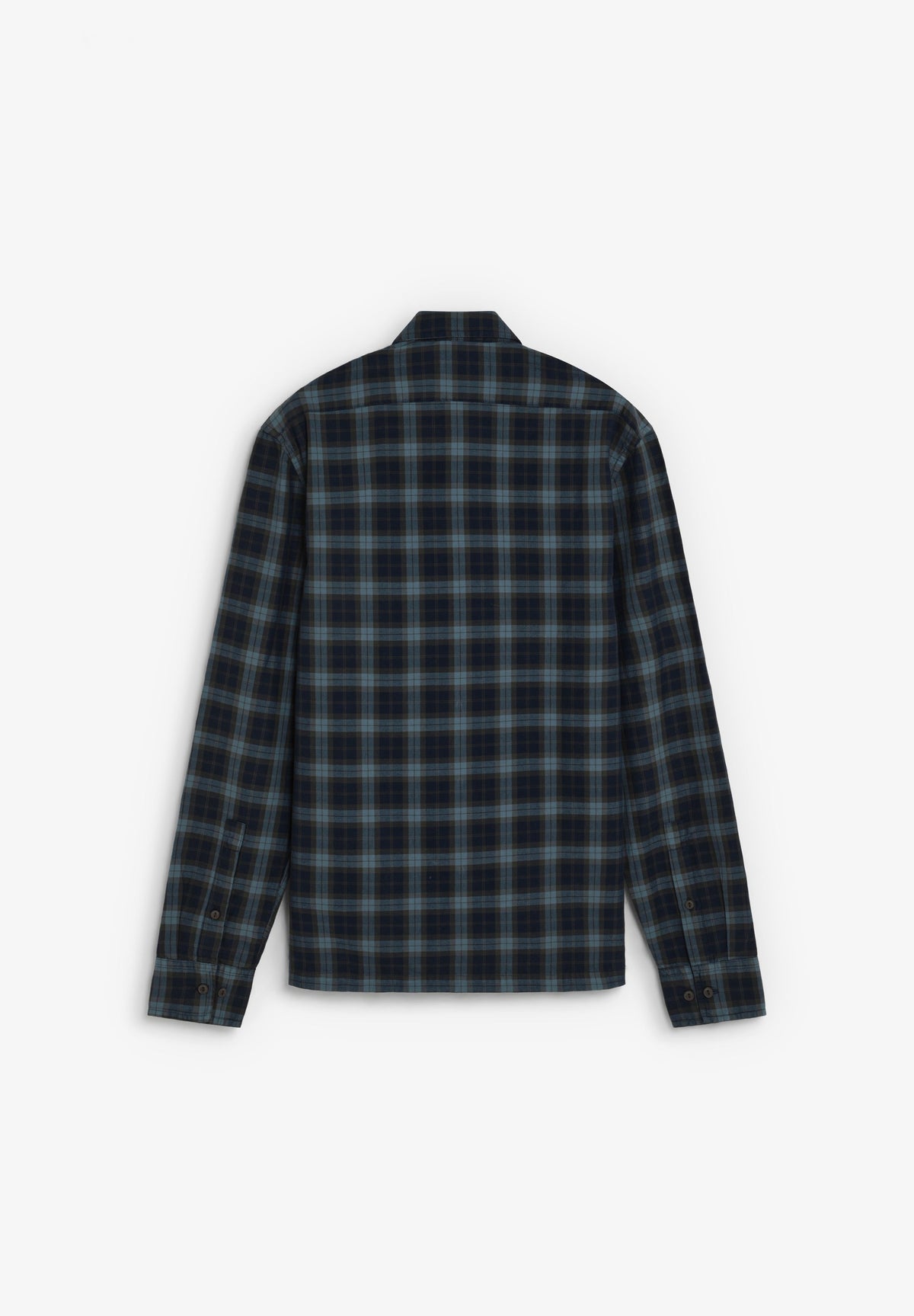 CAMISA COM PADRÃO DE XADREZ
