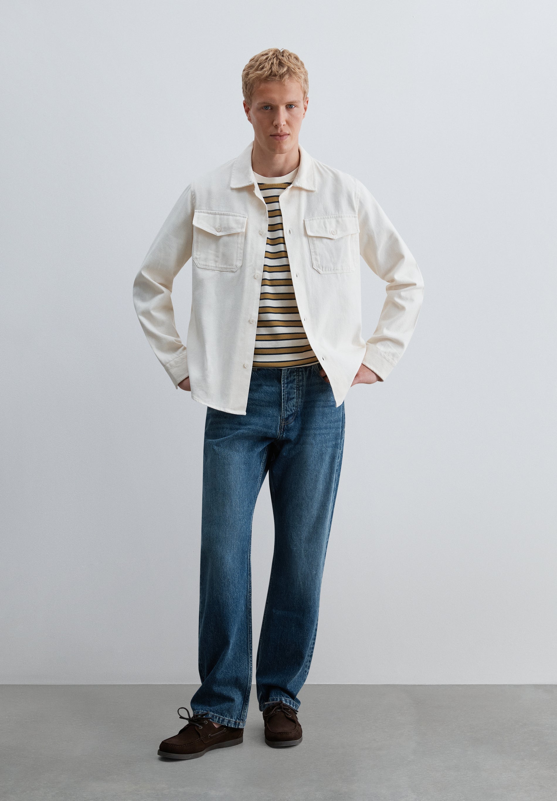 CAMISA COMPRIDA COM BOLSO BOXY FIT