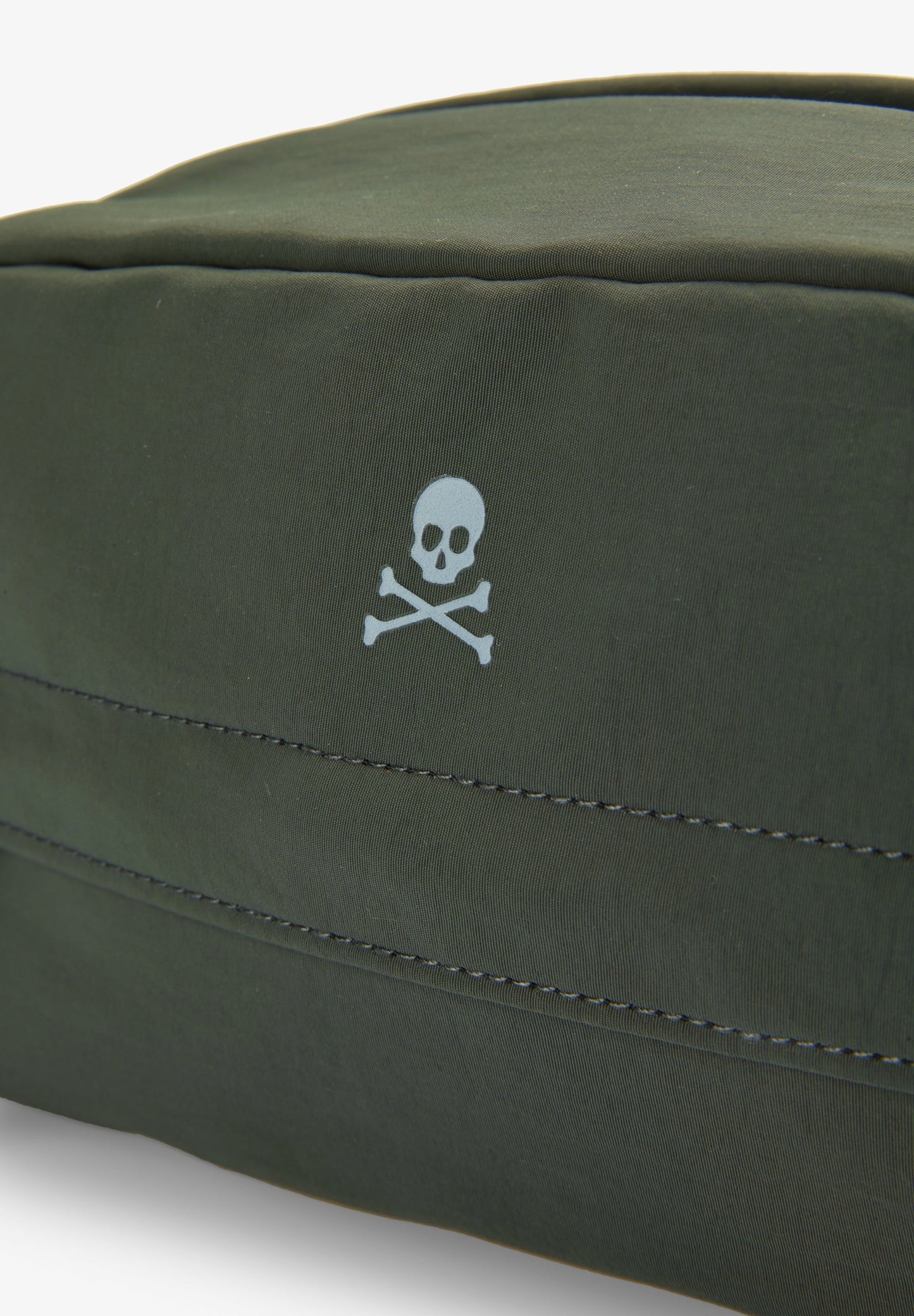 NECESSAIRE COM BOLSO FRONTAL