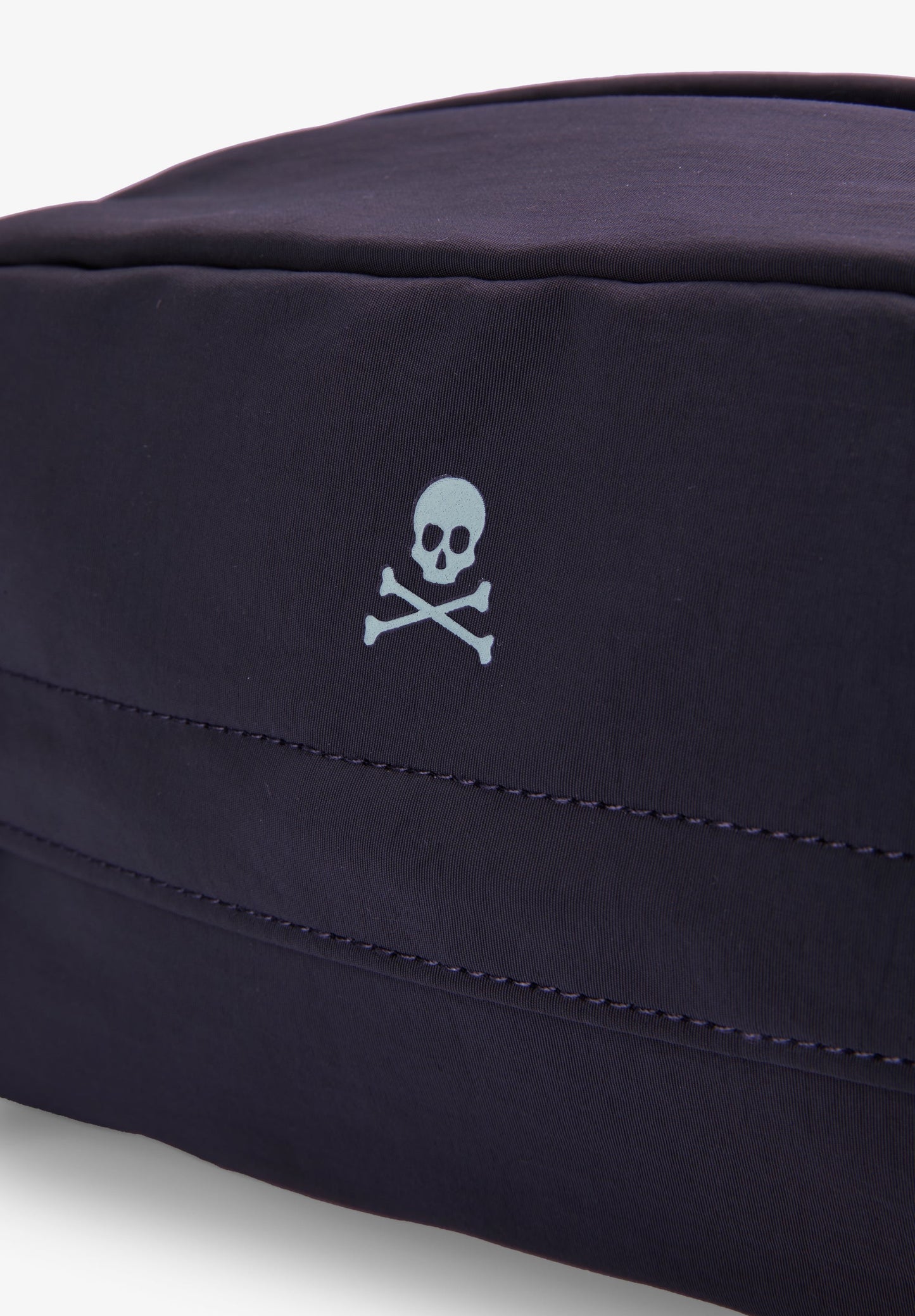 NECESSAIRE COM BOLSO FRONTAL