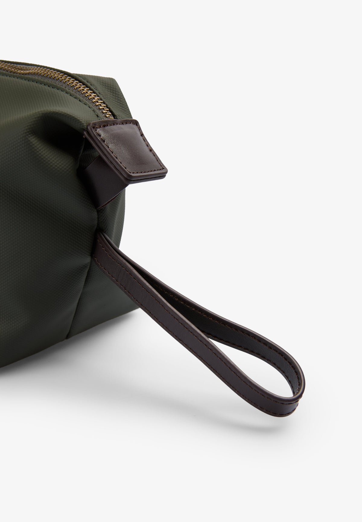 NECESSAIRE DE VIAGEM ENCERADA