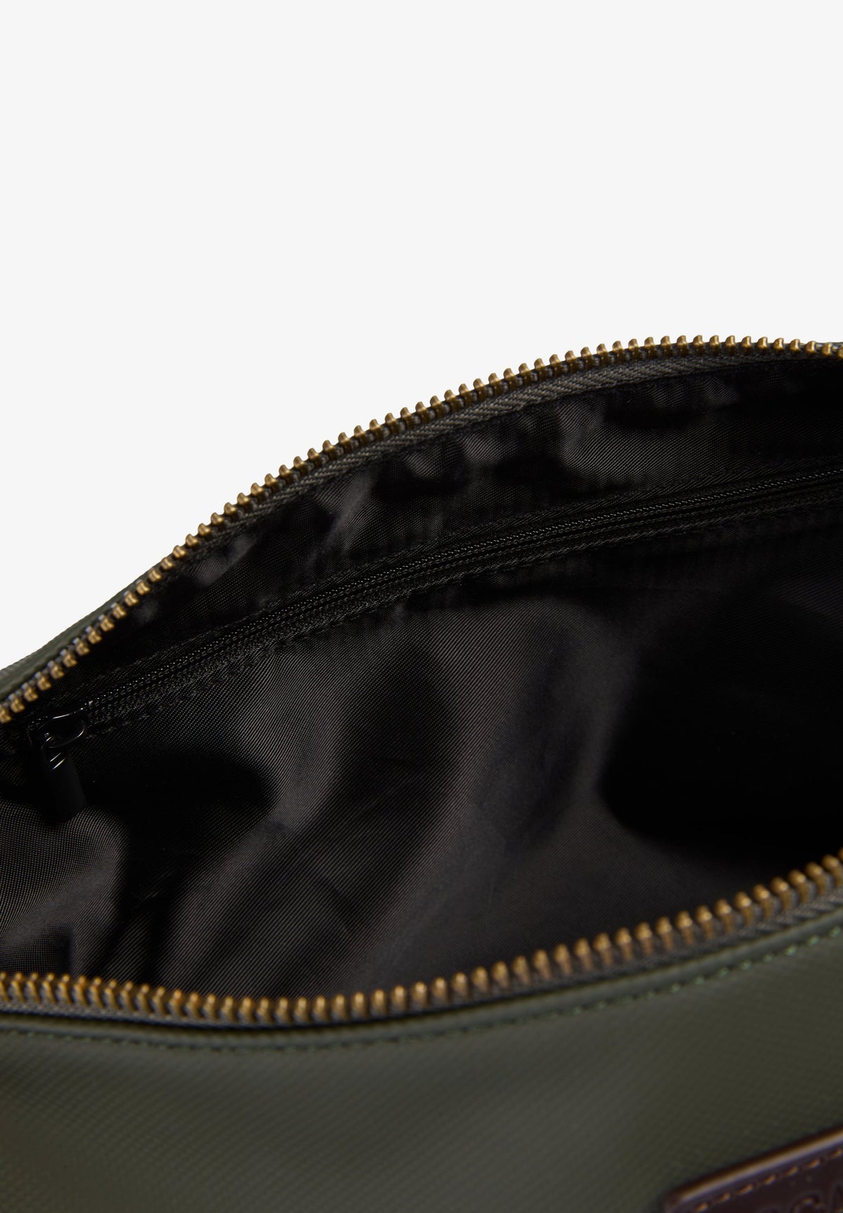 NECESSAIRE DE VIAGEM ENCERADA