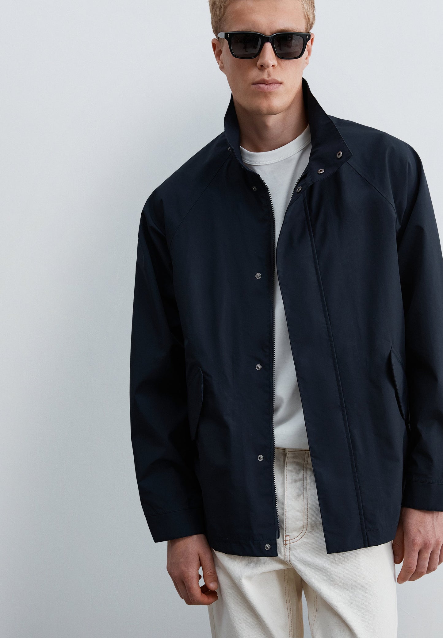 CARDIGAN TÉCNICO IMPERMEÁVEL COM GOLA ALTA