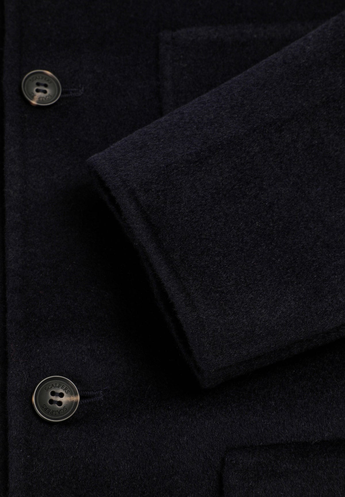 CARDIGAN DE LÃ COM BOTÕES