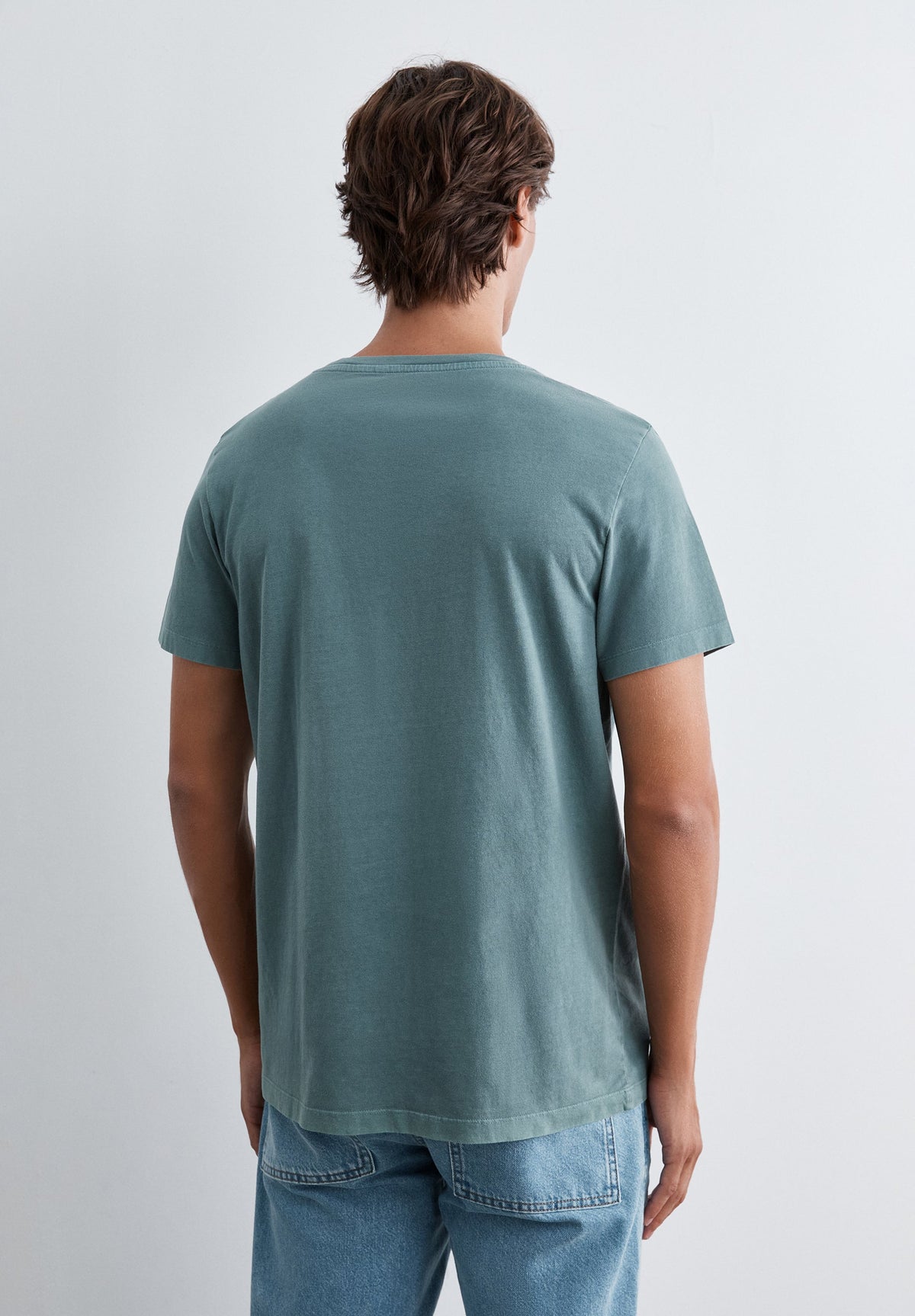 T-SHIRT SKULL BORDADA NO TOM