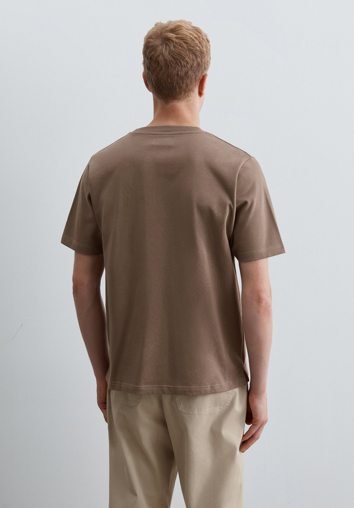 T-SHIRT COM BORDADO BOXY FIT