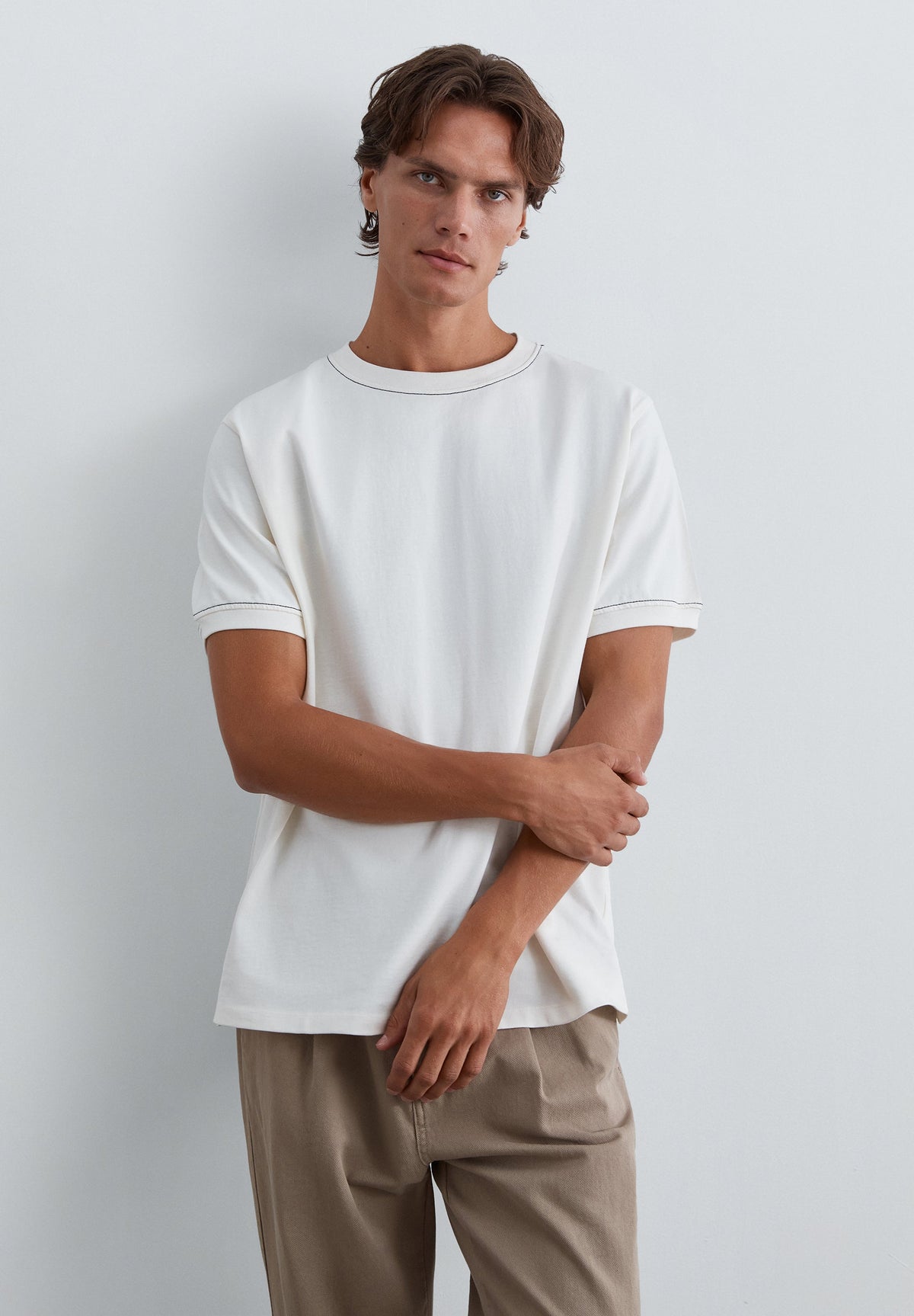 T-SHIRT HEAVY JERSEY COM COSTURAS