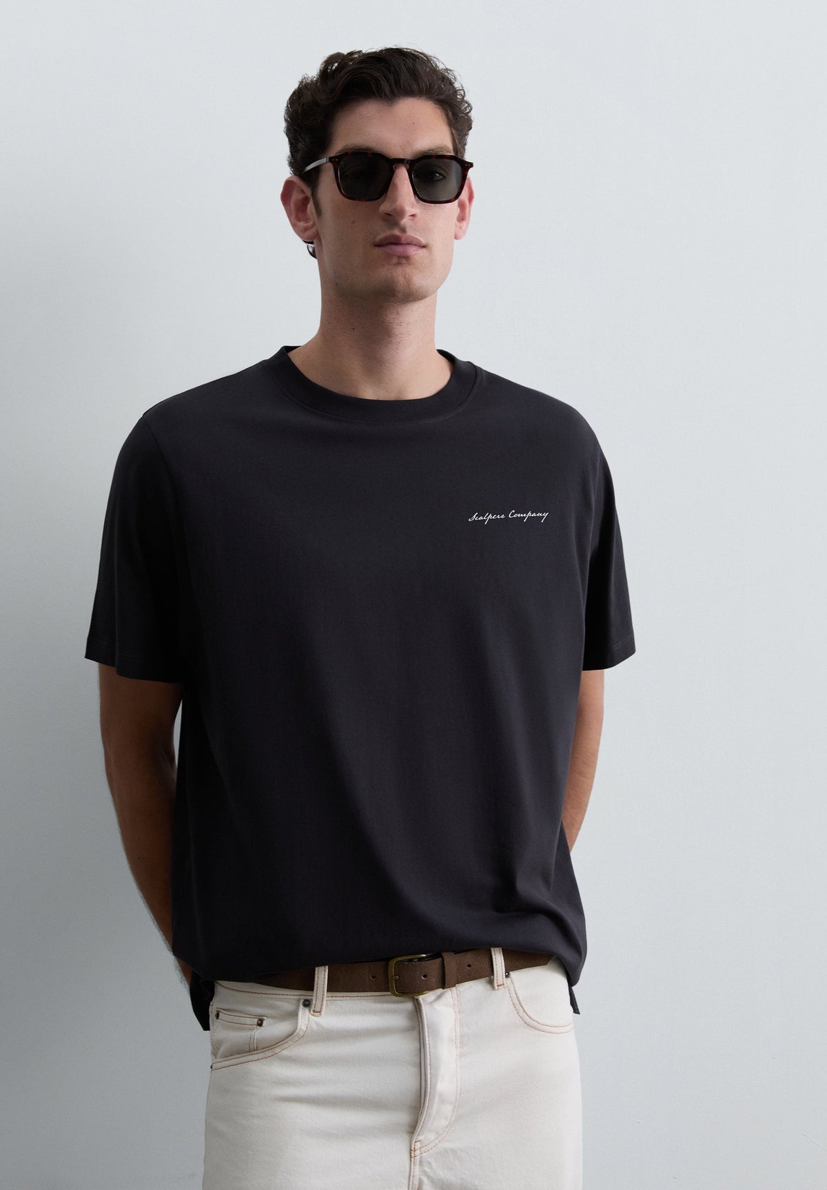T-SHIRT COM PADRÃO STREET RUNNING