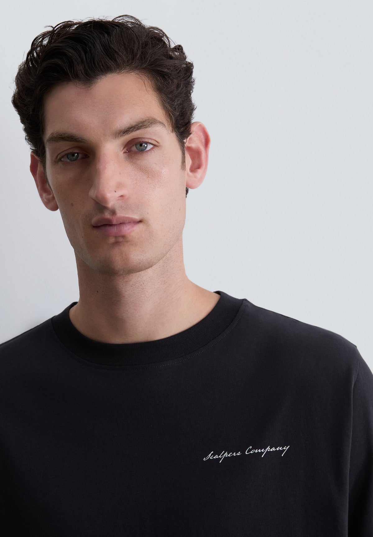T-SHIRT COM PADRÃO STREET RUNNING