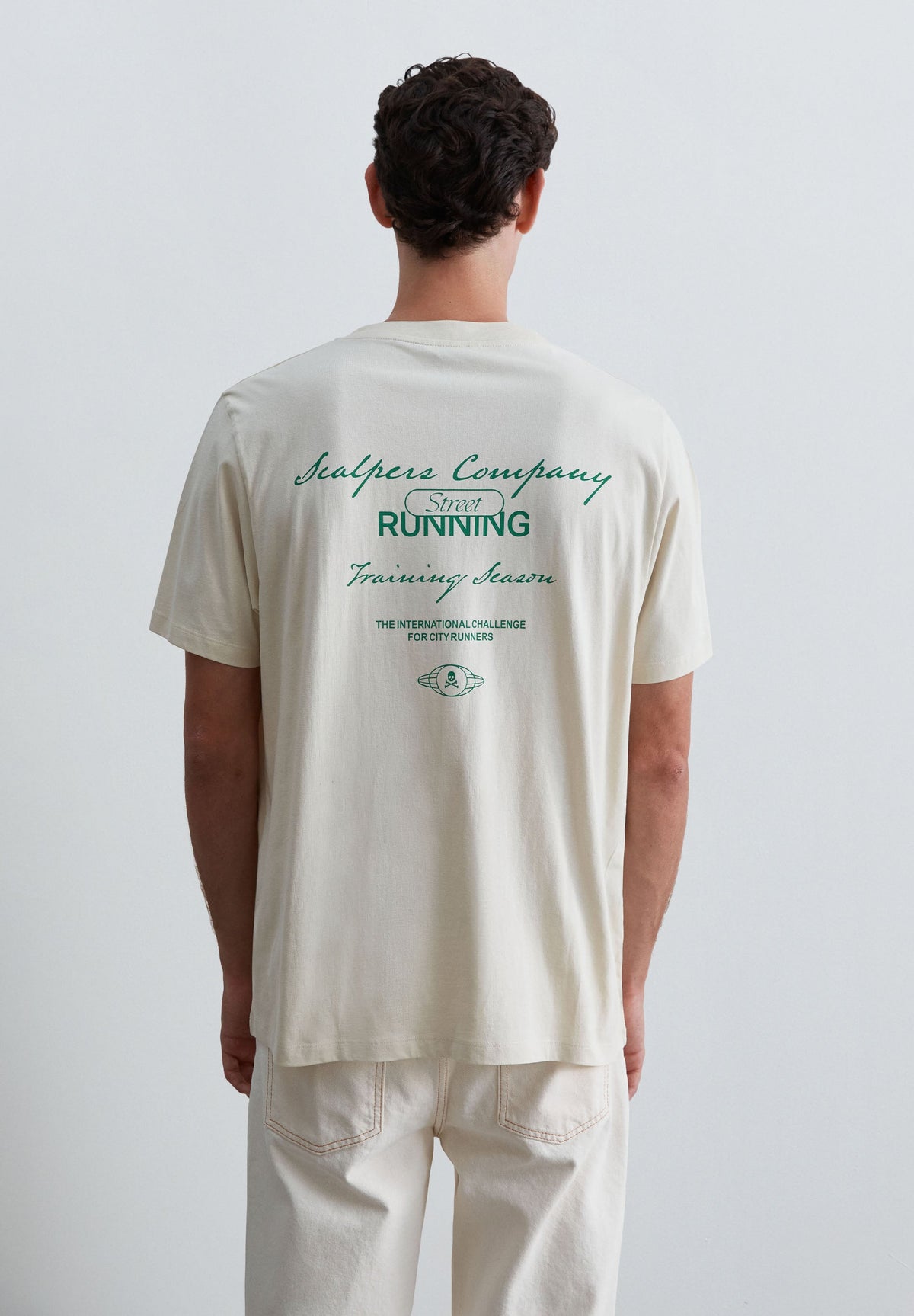 T-SHIRT COM PADRÃO STREET RUNNING