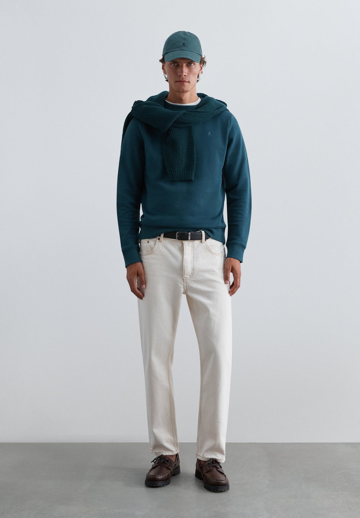 SWEATSHIRT CREWNECK COM BORDADO NO TOM
