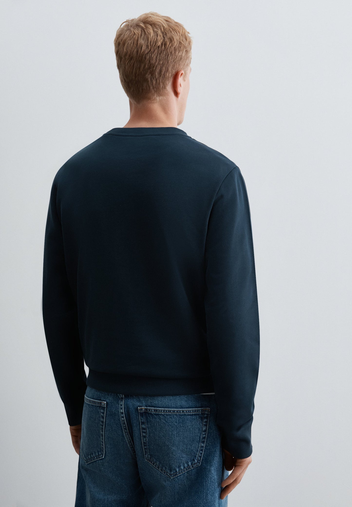 SWEATSHIRT CREWNECK COM BORDADO NO TOM