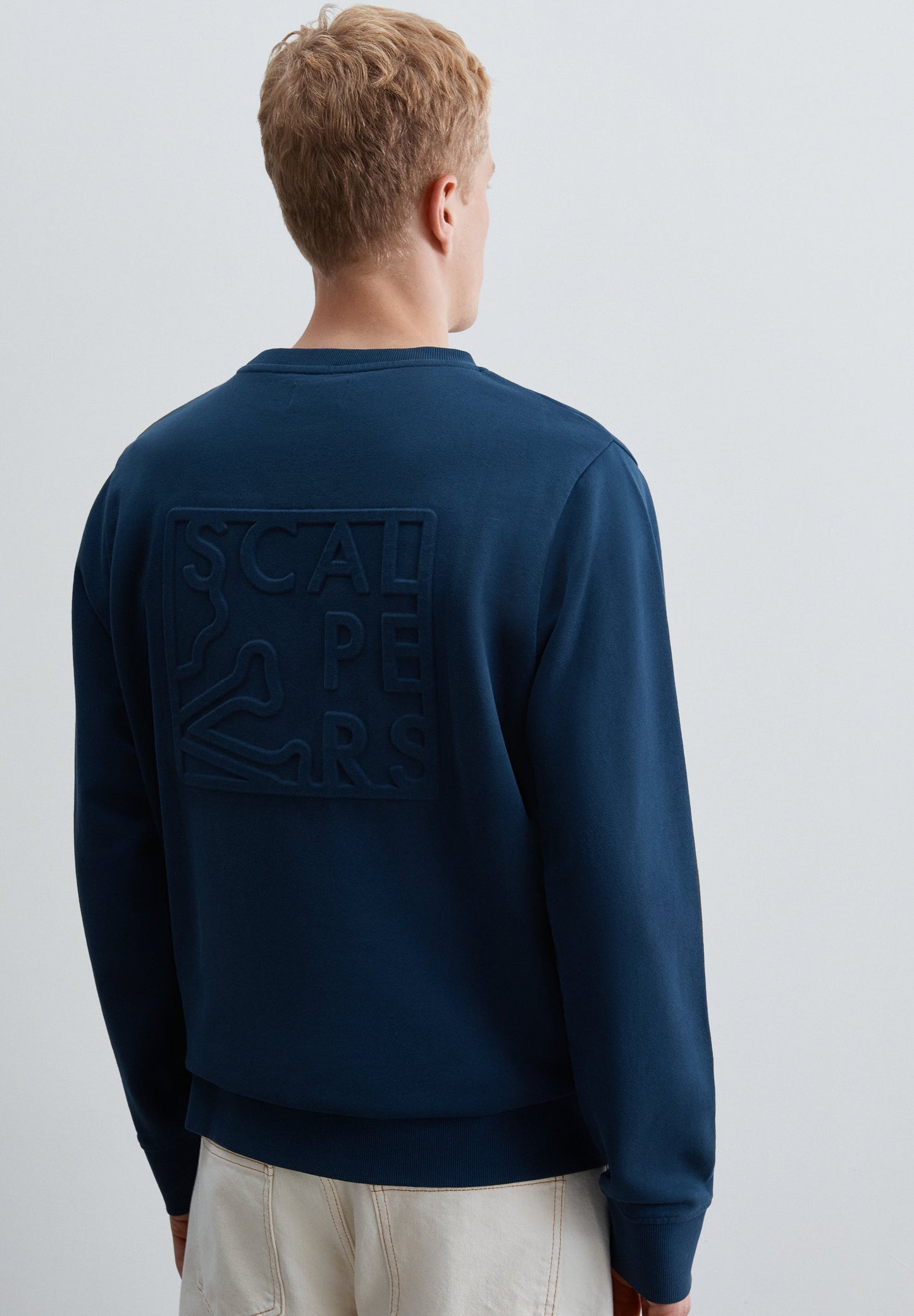 SWEATSHIRT COM LOGÓTIPO EM RELEVO