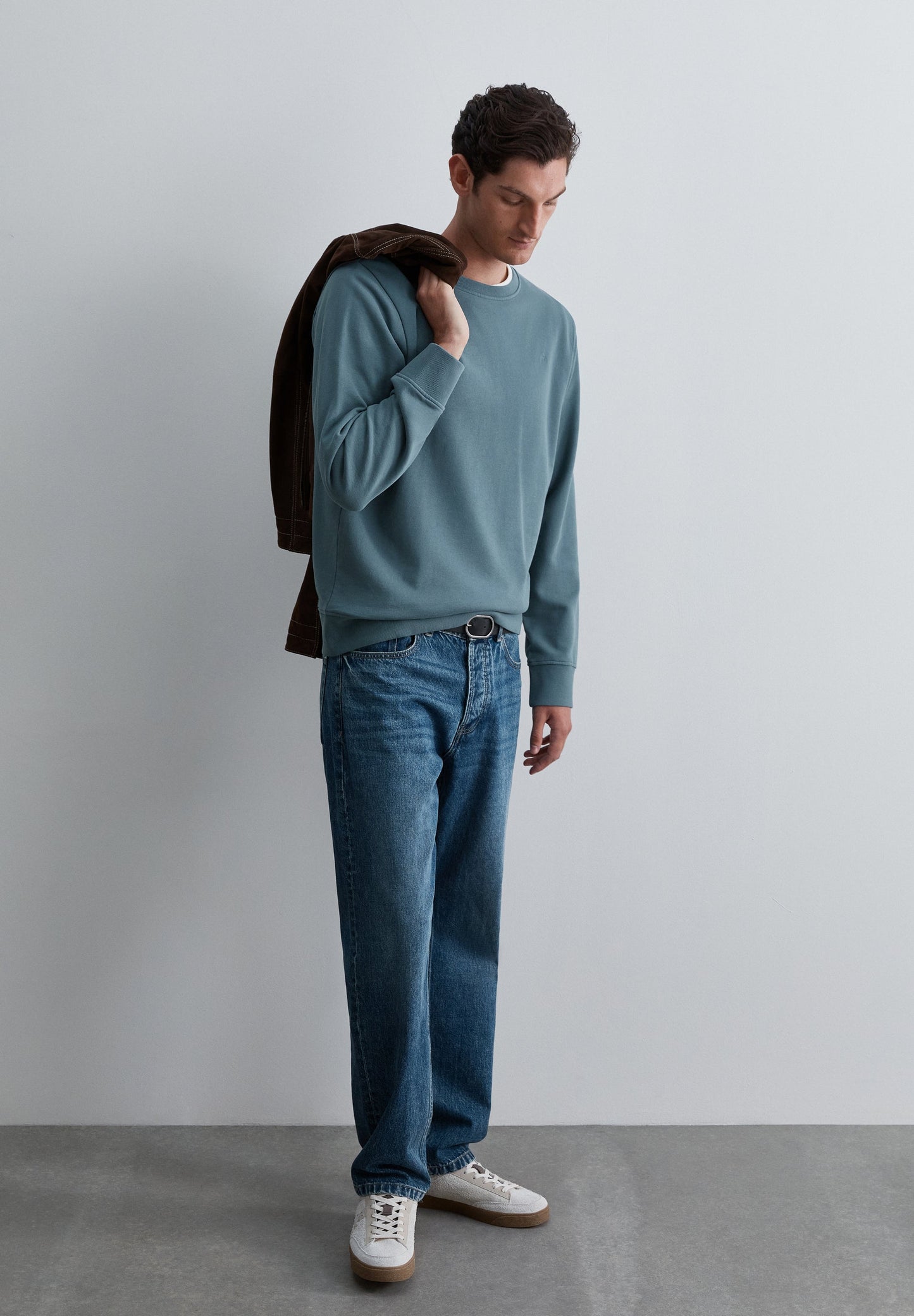 SWEATSHIRT COM LOGÓTIPO EM RELEVO