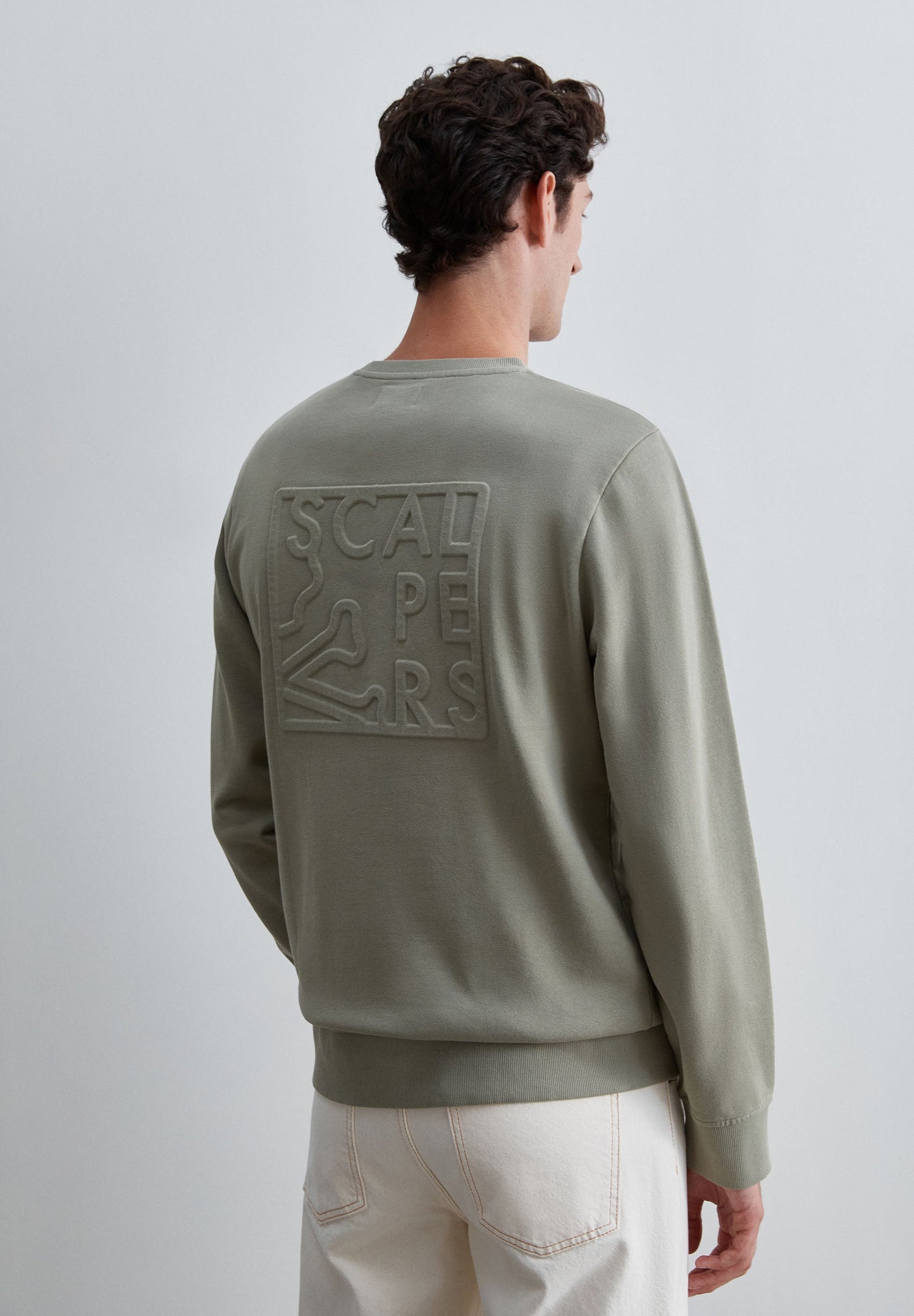 SWEATSHIRT COM LOGÓTIPO EM RELEVO