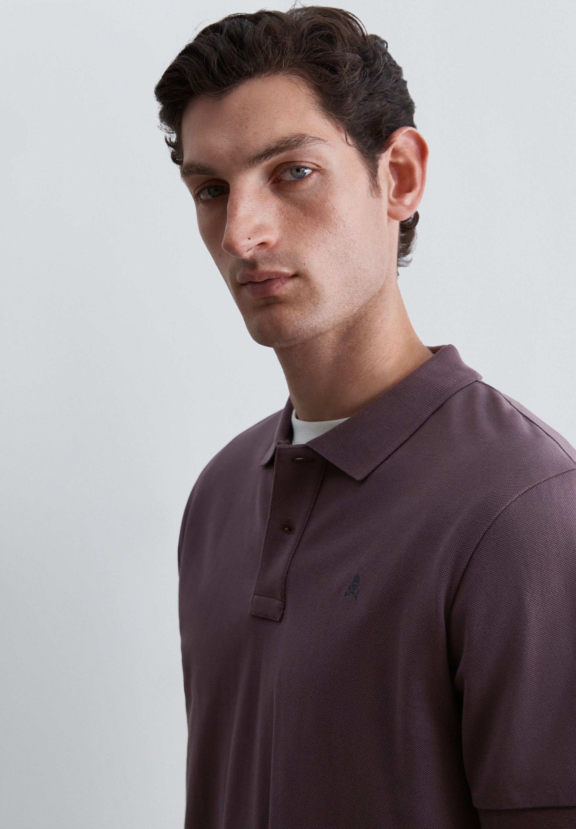CAMISA POLO SKULL EM CONTRASTE