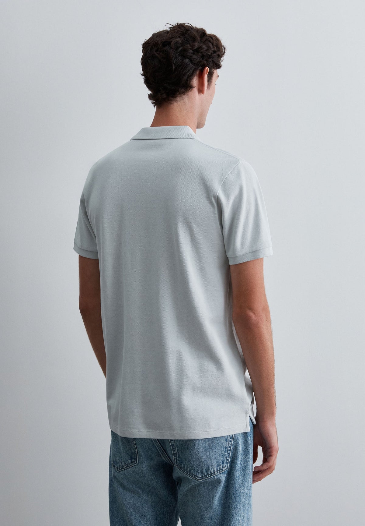 CAMISA POLO PIQUÉ COM SKULL EM CONTRASTE