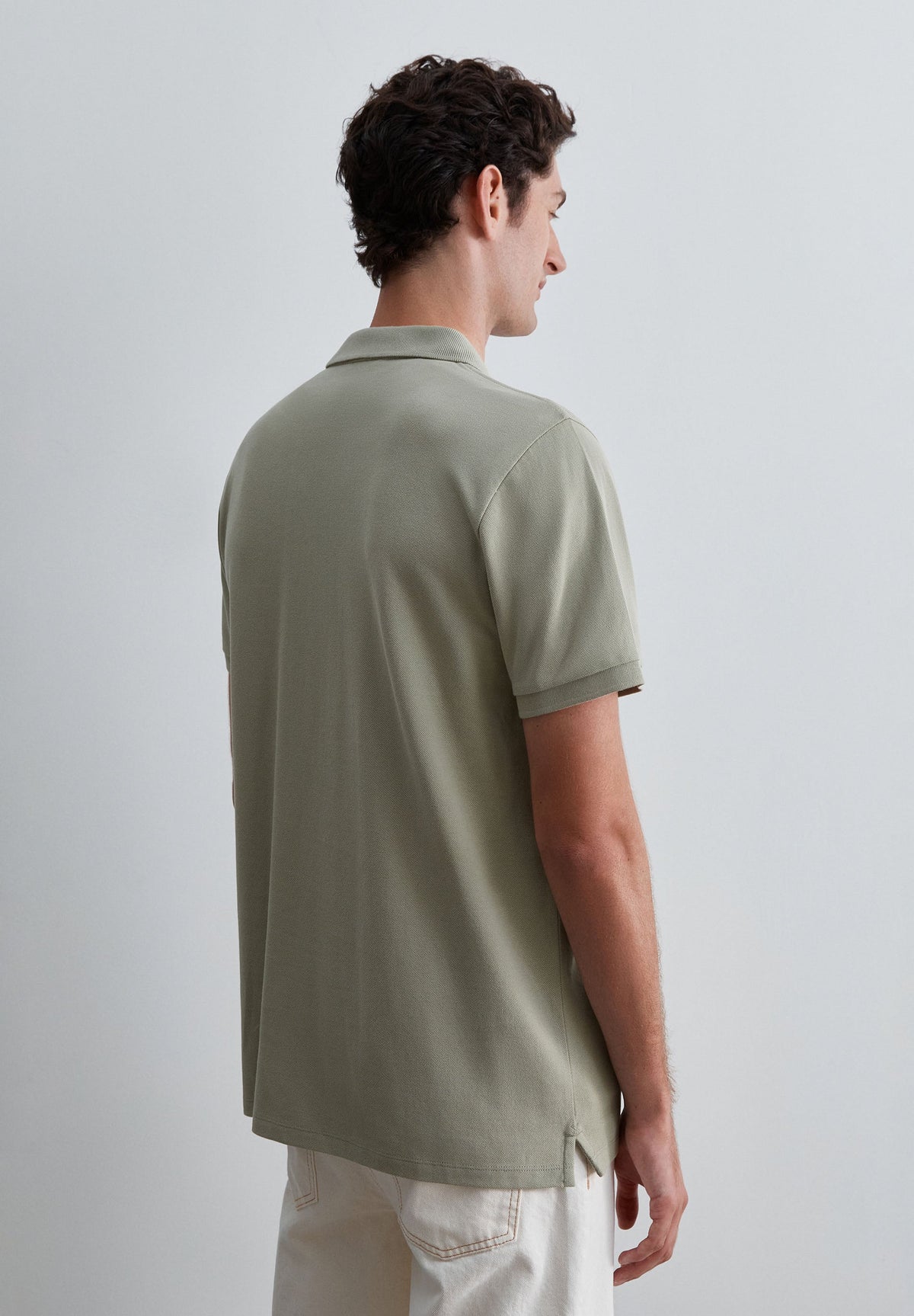 CAMISA POLO SKULL EM CONTRASTE