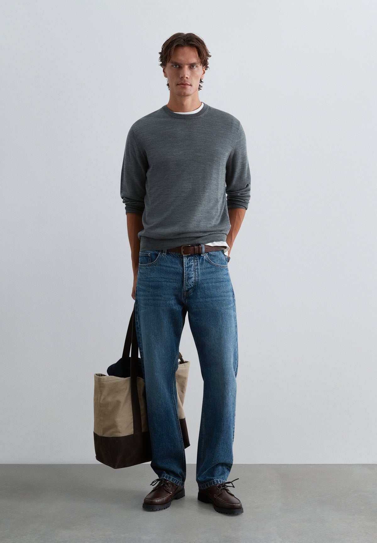 SWEATER DE LÃ COM DECOTE REDONDO
