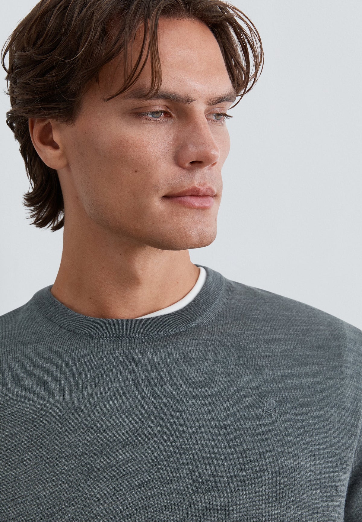 SWEATER DE LÃ COM DECOTE REDONDO