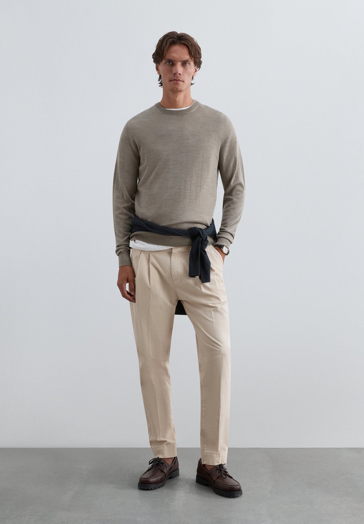 SWEATER DE LÃ COM DECOTE REDONDO