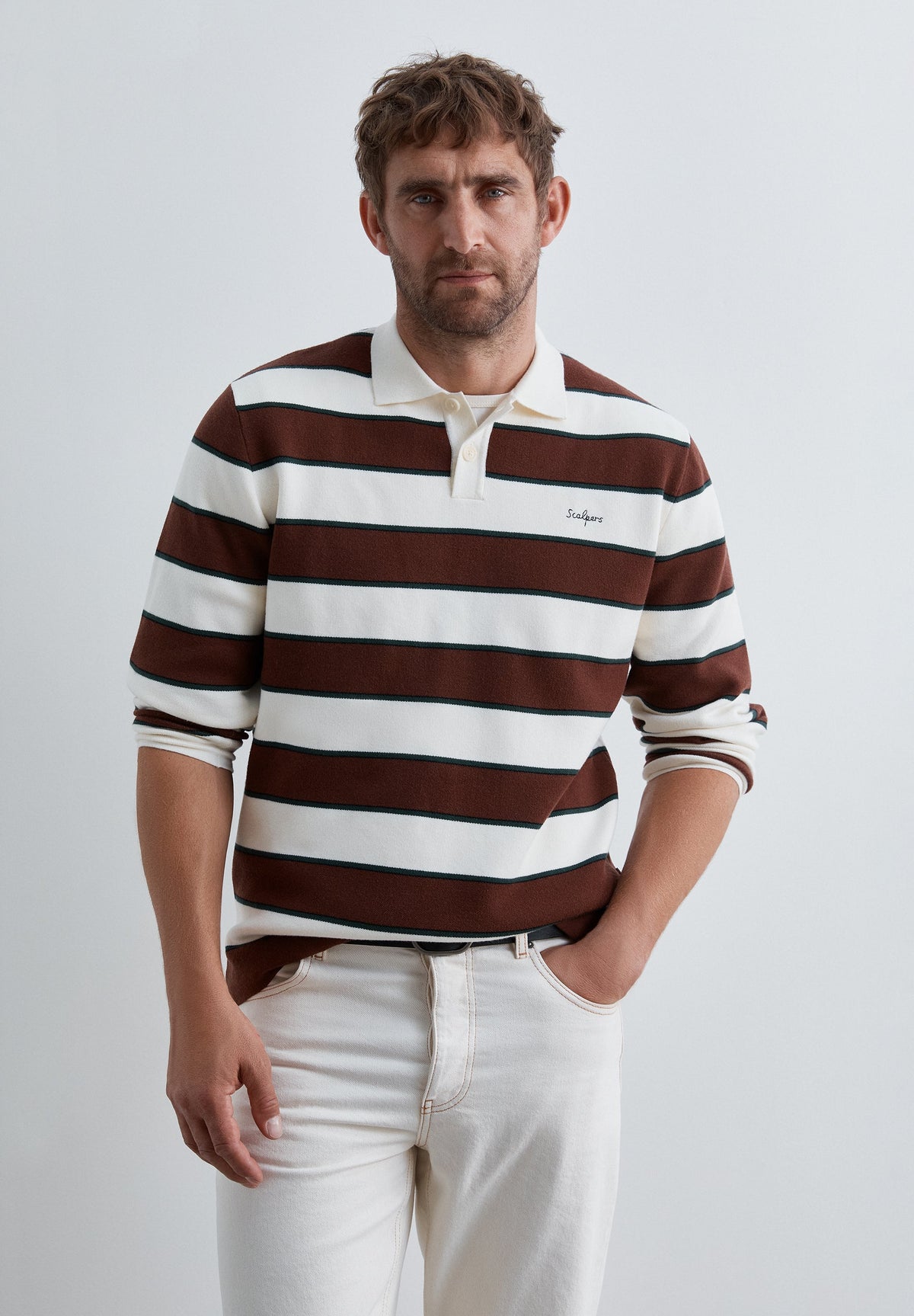 SWEATER COM COLARINHO DE POLO ÀS RISCAS