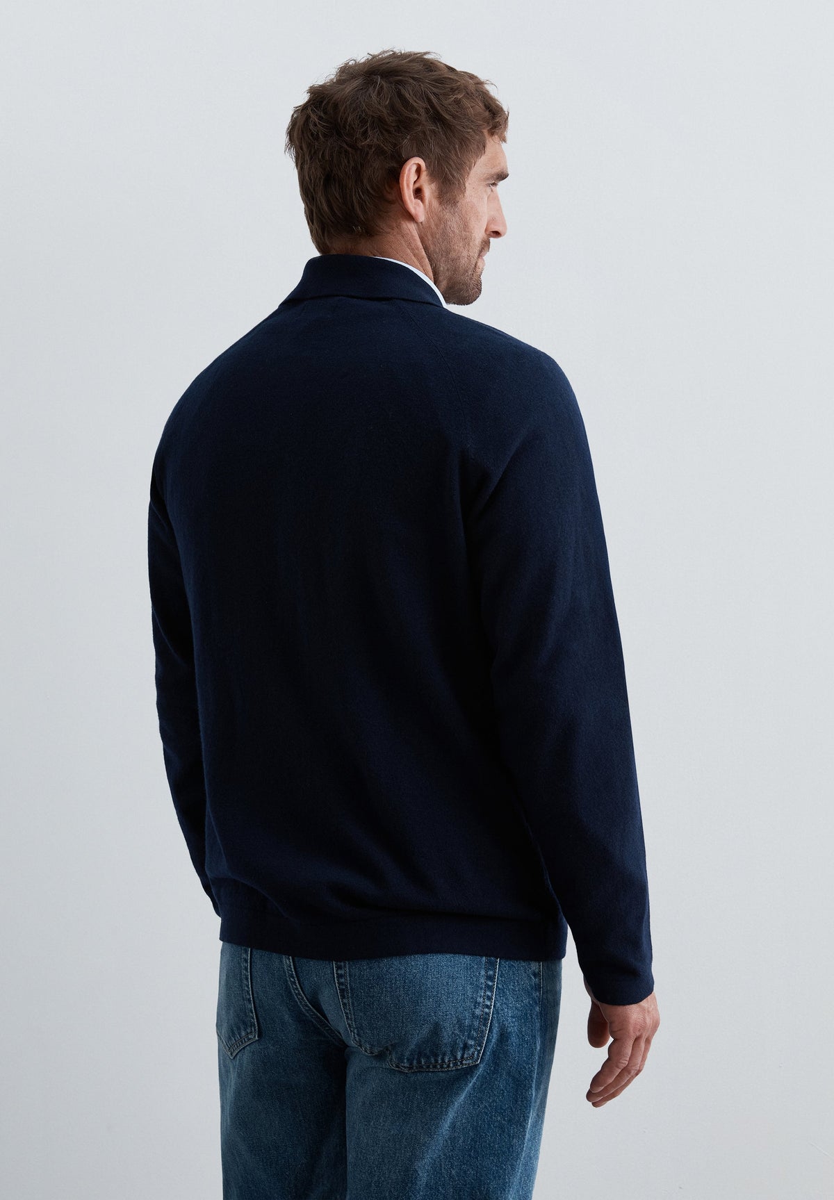 SWEATER DE LÃ MERINO COM GOLA TIPO CAMISA POLO