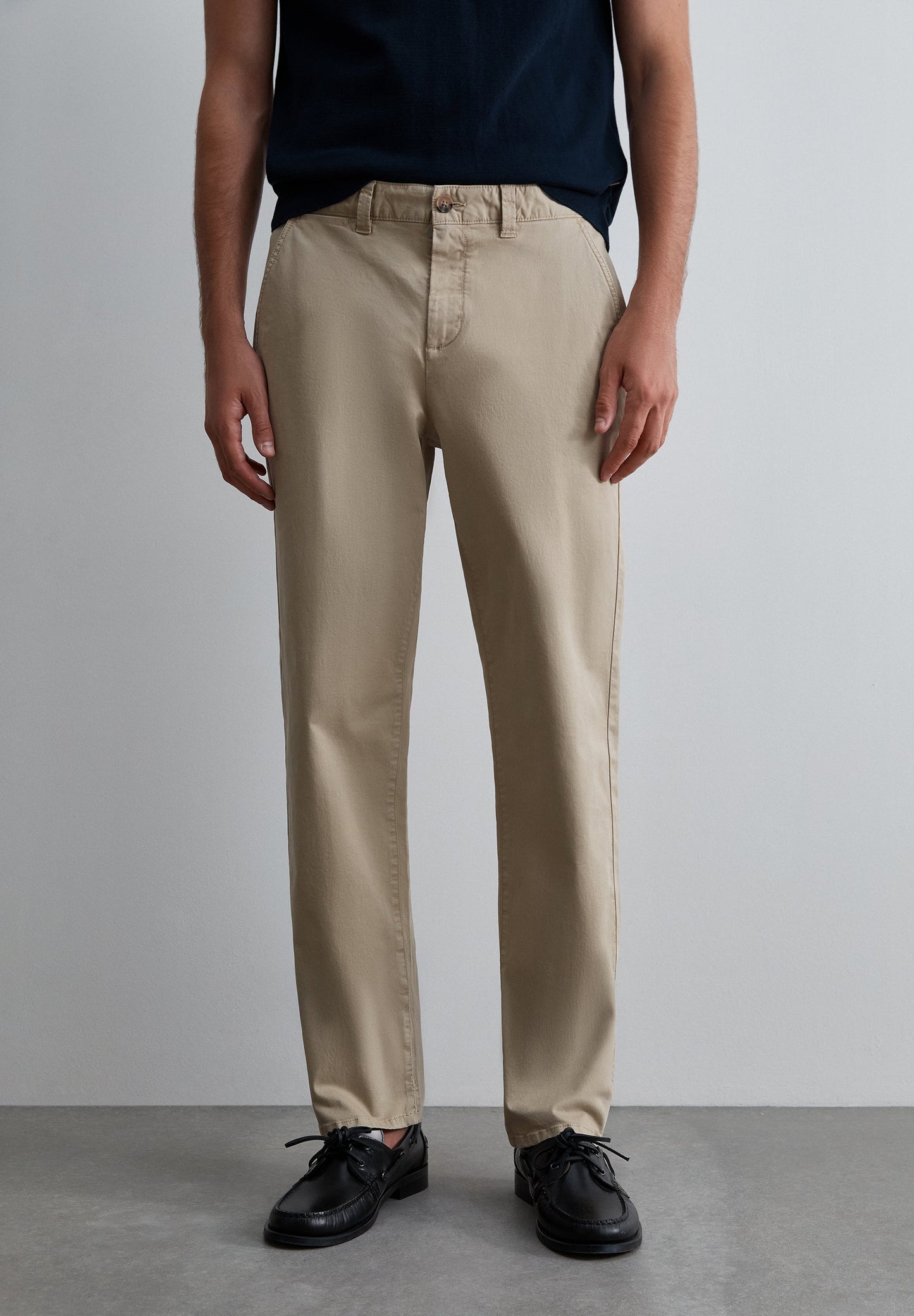 CALÇAS CHINOS REGULAR FIT
